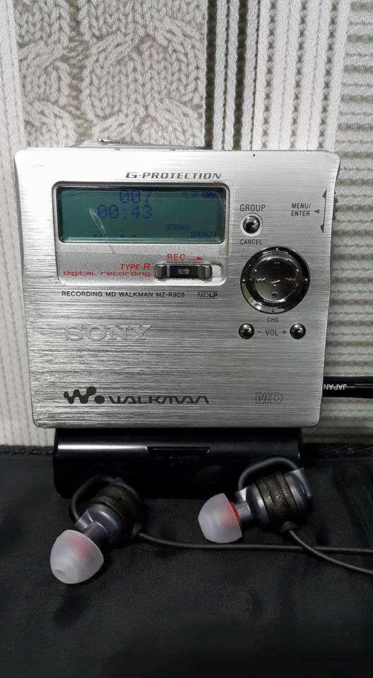 Sony Hi-MD Walkman MZ-EH70 review