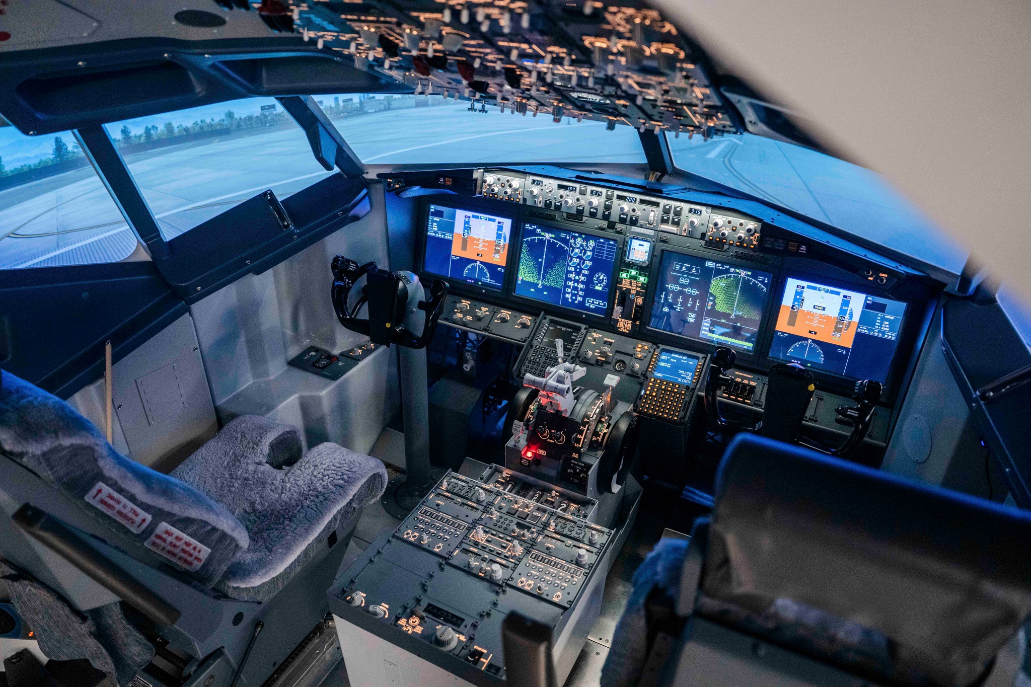 Extreme Flight Simulation | Colorado Springs CO