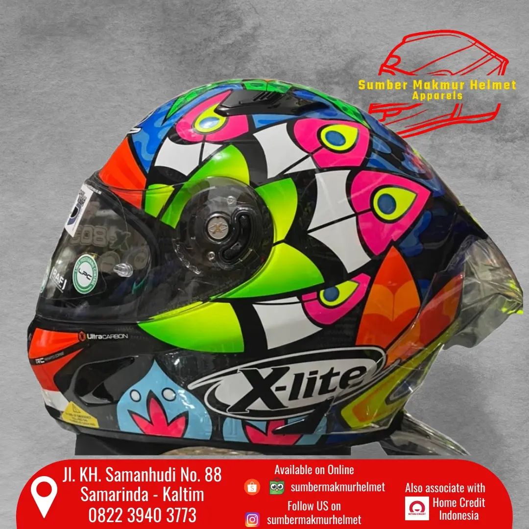 HELMET: X-lite X-803 RS ULTRA CARBON C. Davis RIDER: Chaz Davies