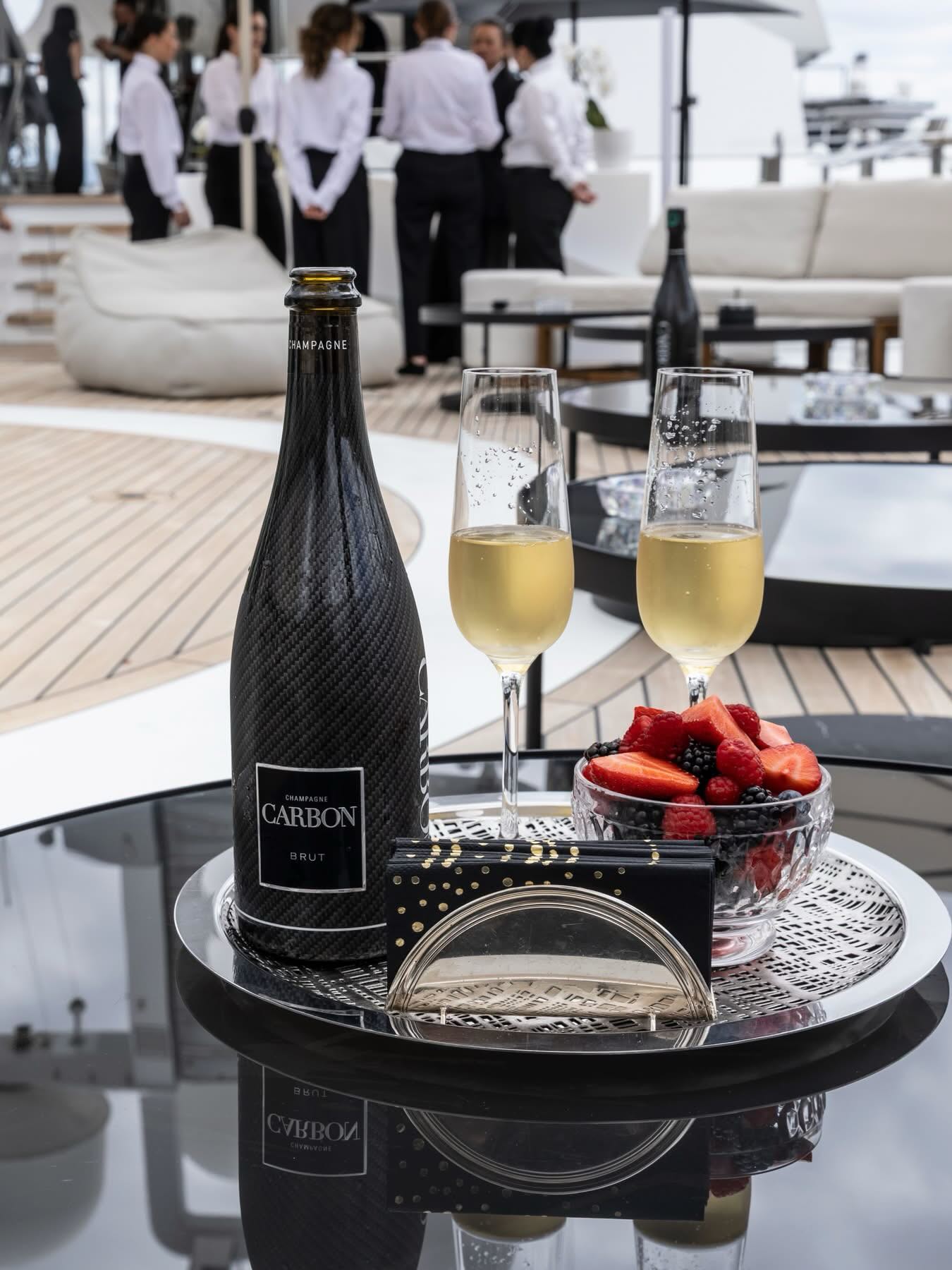 Champagne Carbon Japan シャンパン カーボン シャンパン カルボン 