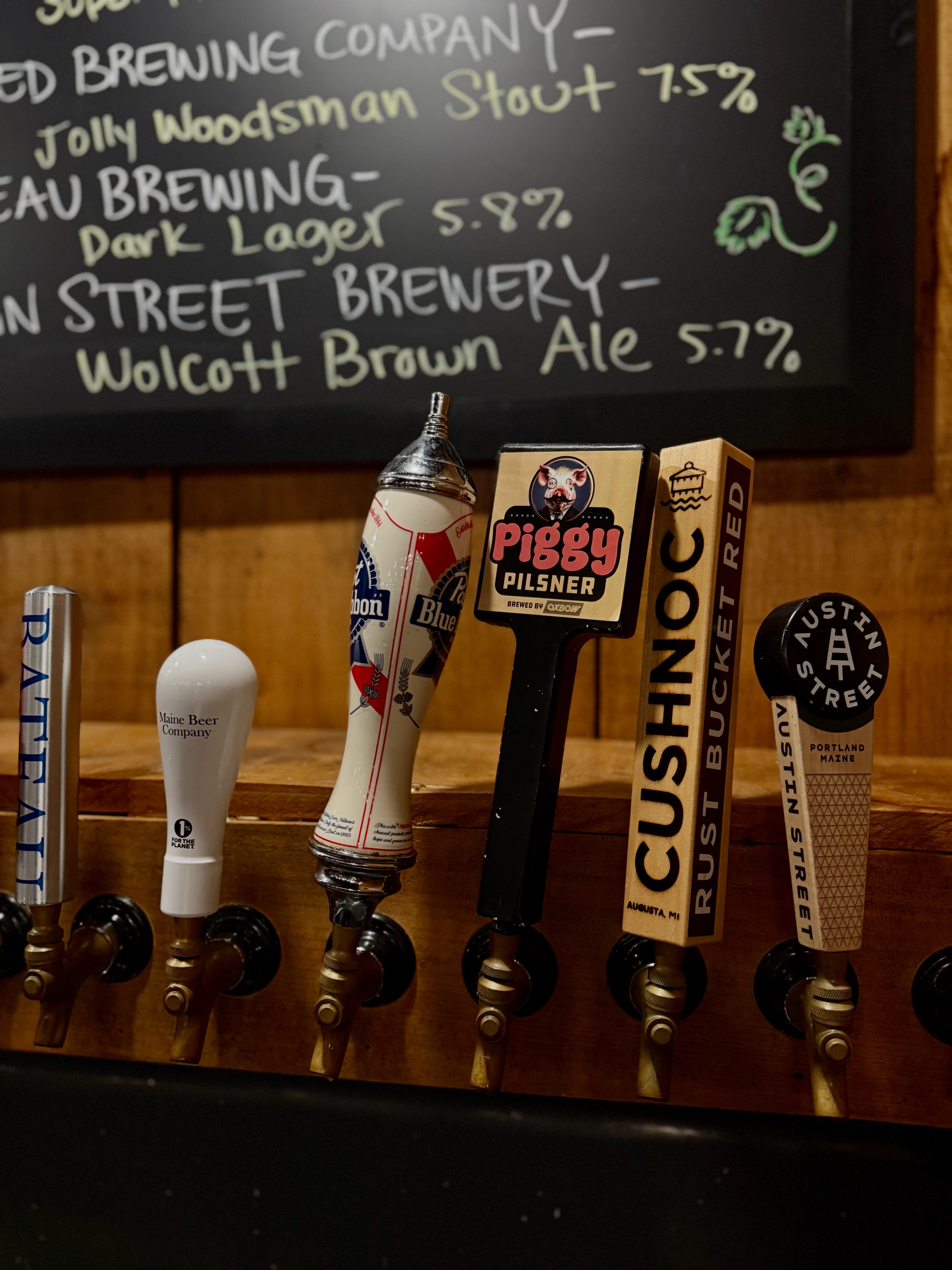 Buck's - Come thirsty. Leave happy 🍺🐷 Fresh taps, local