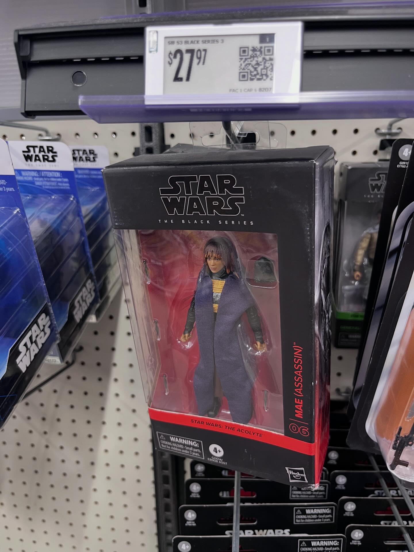 Action Figure Insider added a new... - Action Figure Insider