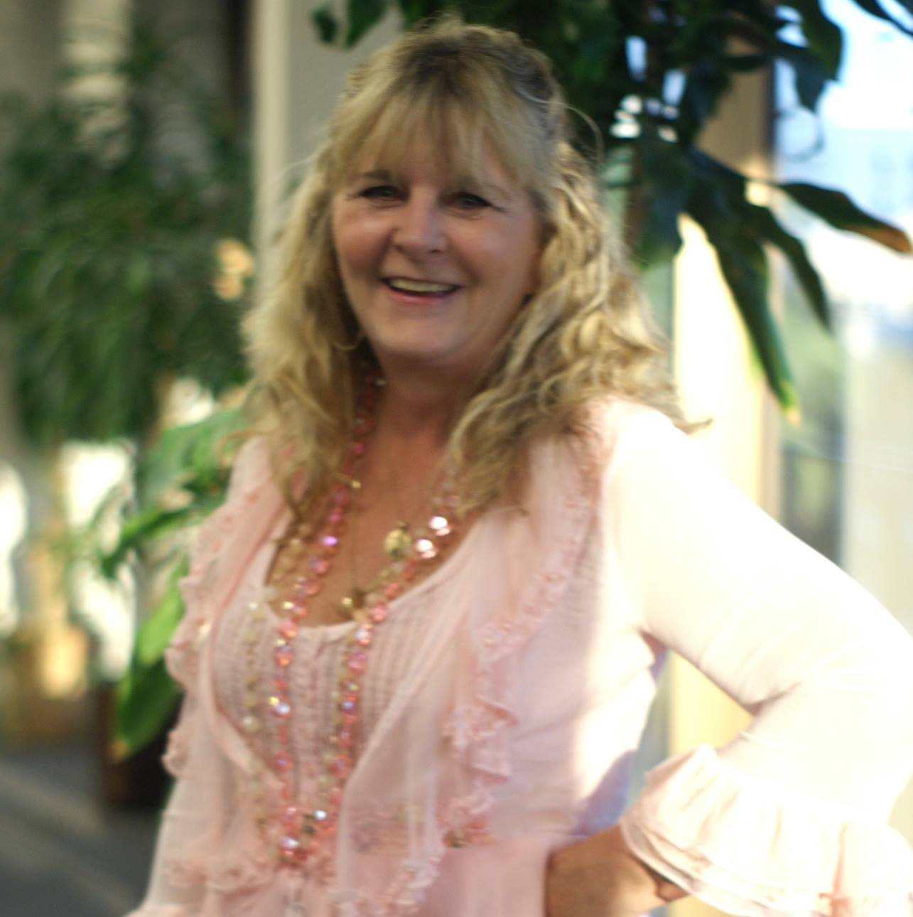 Suzanne Roth