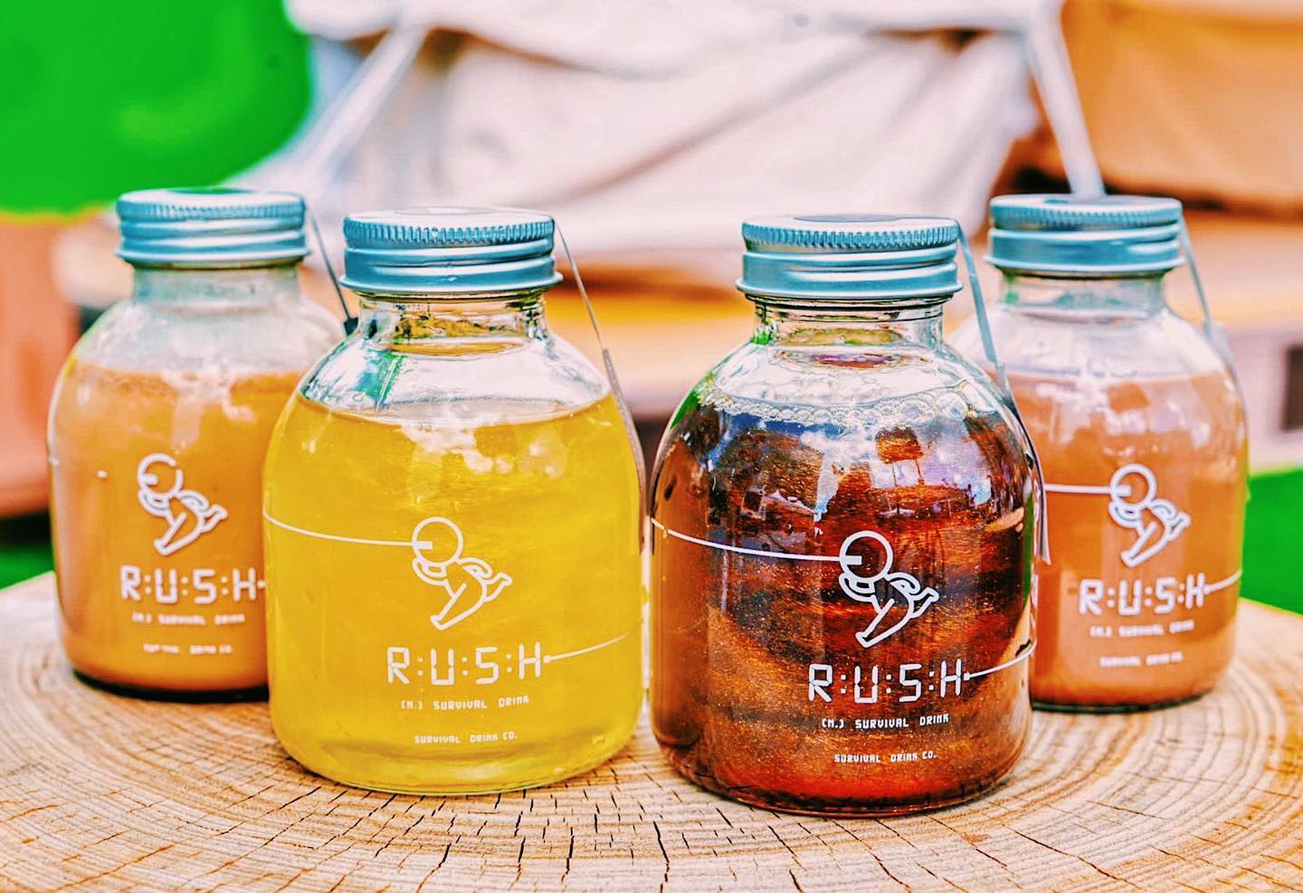 RUSH呢個名既理念就係希望大家口渴攰既時候嚟一樽醒神既飲品，等大家可以繼續追，... - Rush Beverage HK