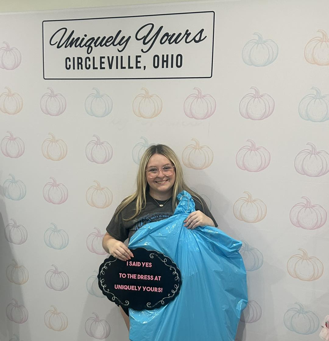 Uniquely Yours - Prom, Pageant & Bridal