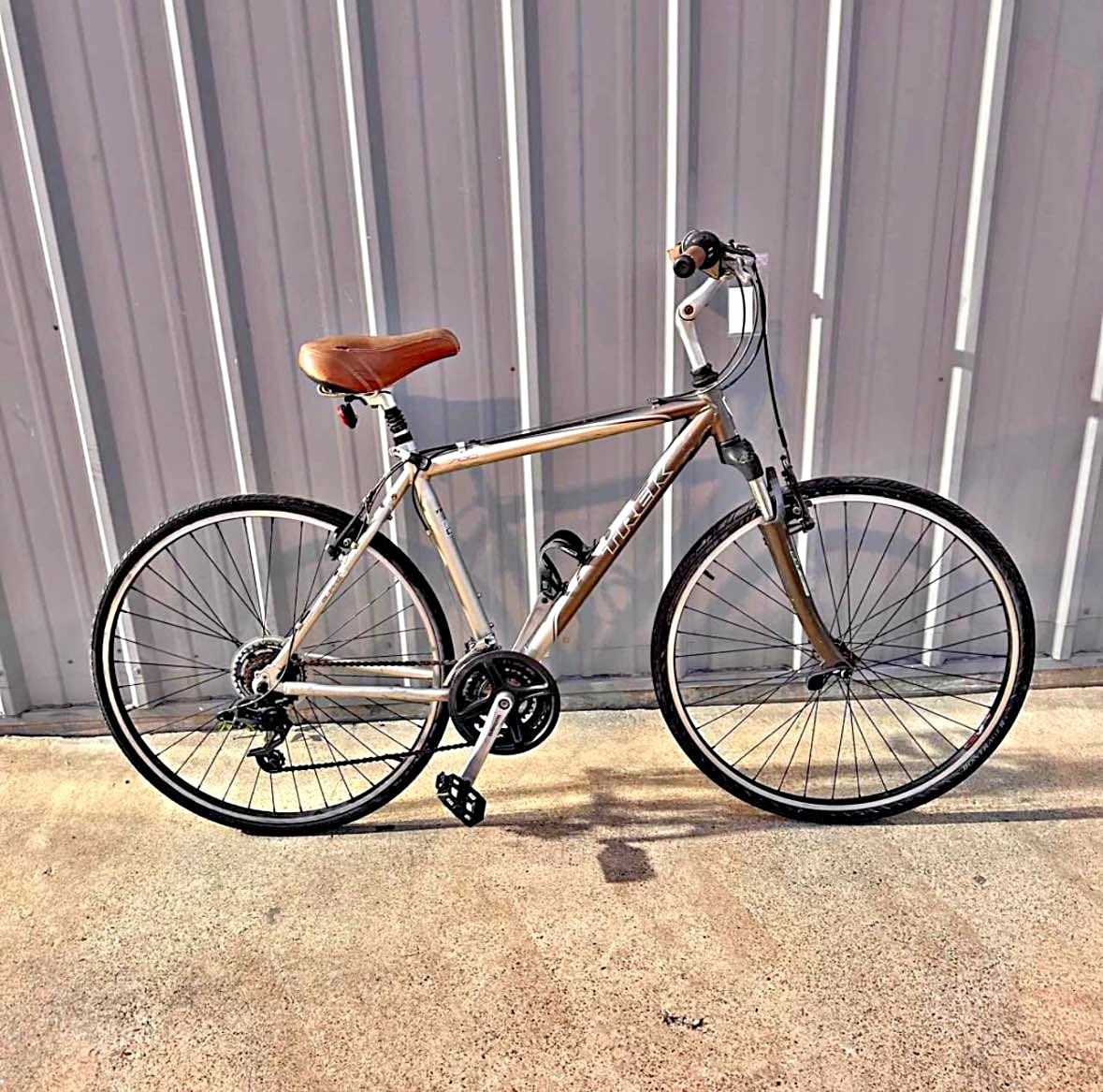 trek bicycle atascocita Roscoe 8 Gen 4 Lava With a 70 Trek Bicycle hiring Service Manager