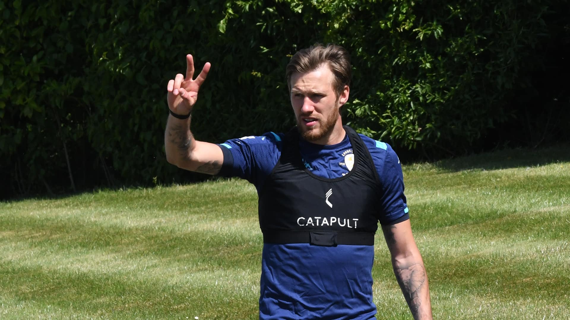 Leeds United - ️ How many metres at all times?