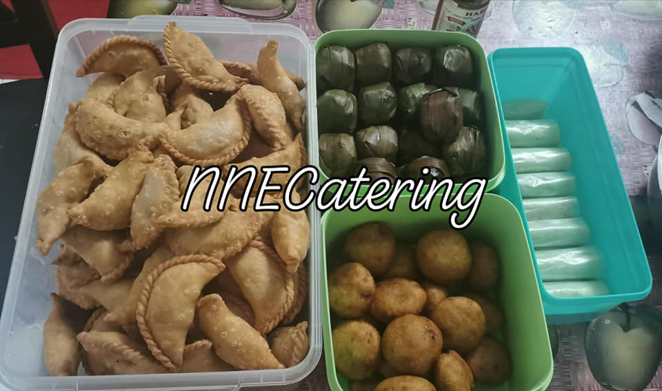 Kuih-Muih & Nasi Kukus Ayam berempah,Ayam Bakar Madu 