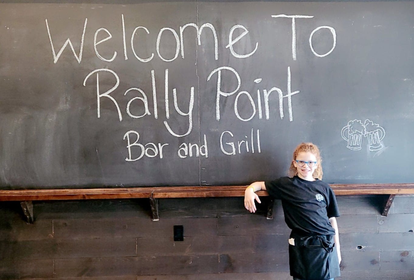 Rally Point Bar and Grill | Bowen IL