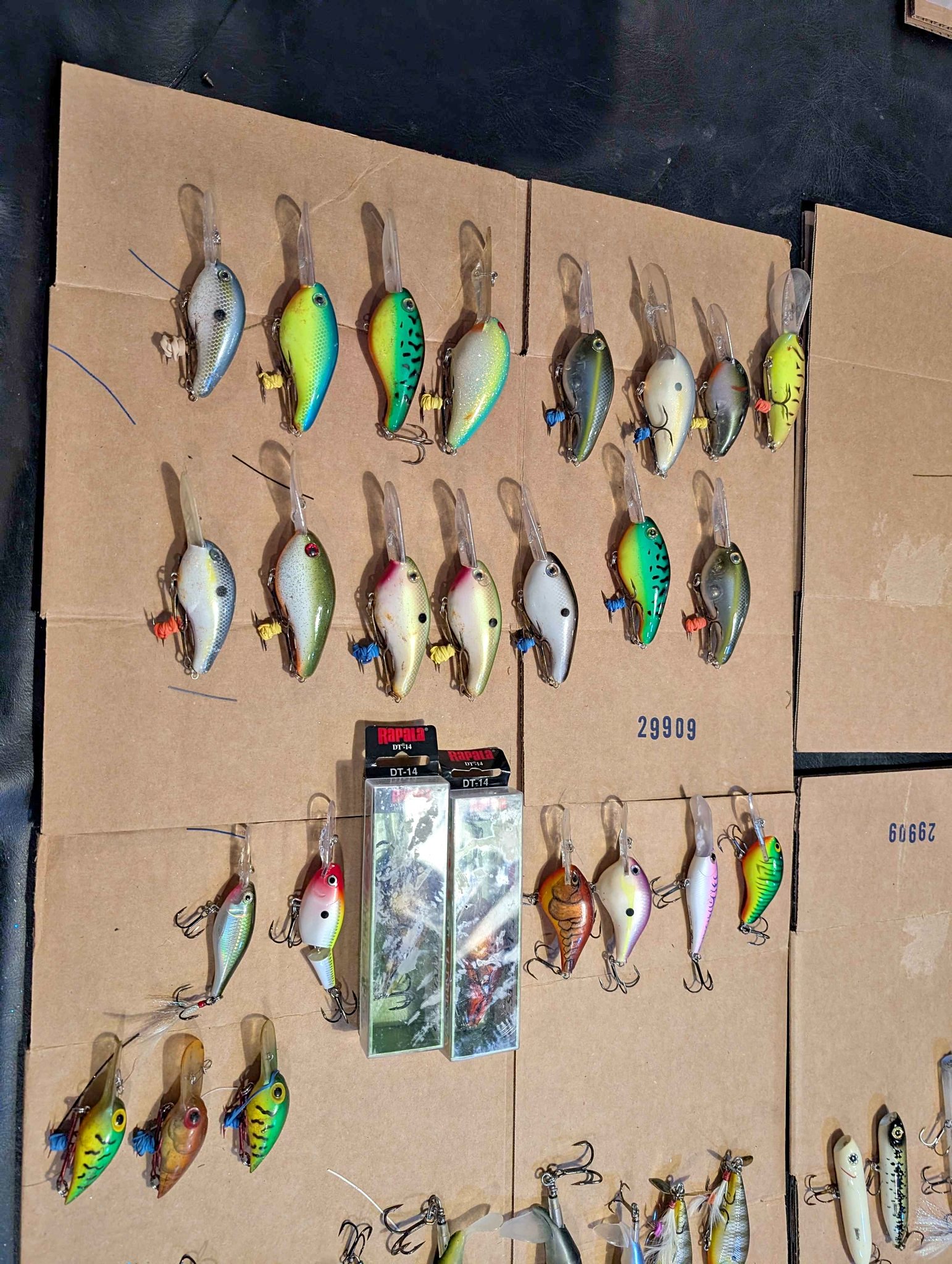 berlin wisconsin fishing lures Z-Viber Lipless Crankbait 3/8oz timber and heavy cover as a crankbait Ripfish lure for catching walleyes