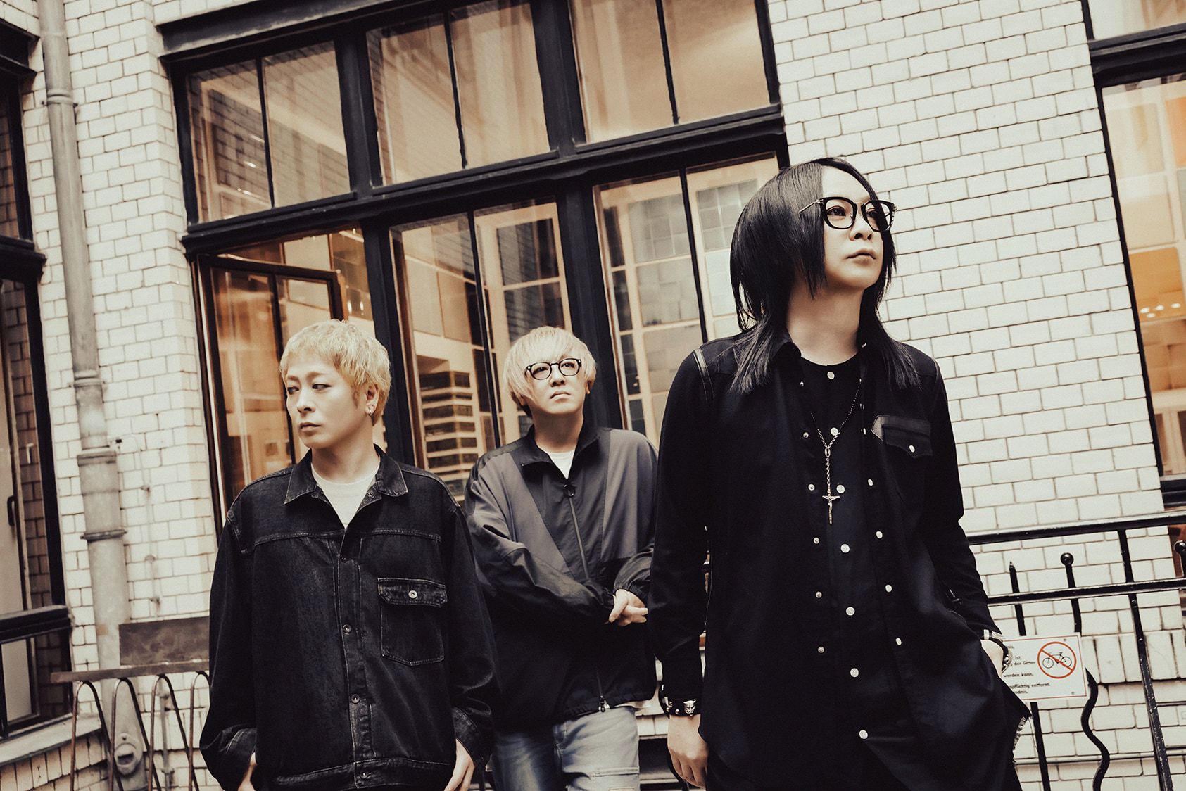 kneuklid Romance☆hurts☆Lamina ☆brodiaea Visual - BAND: Kneuklid