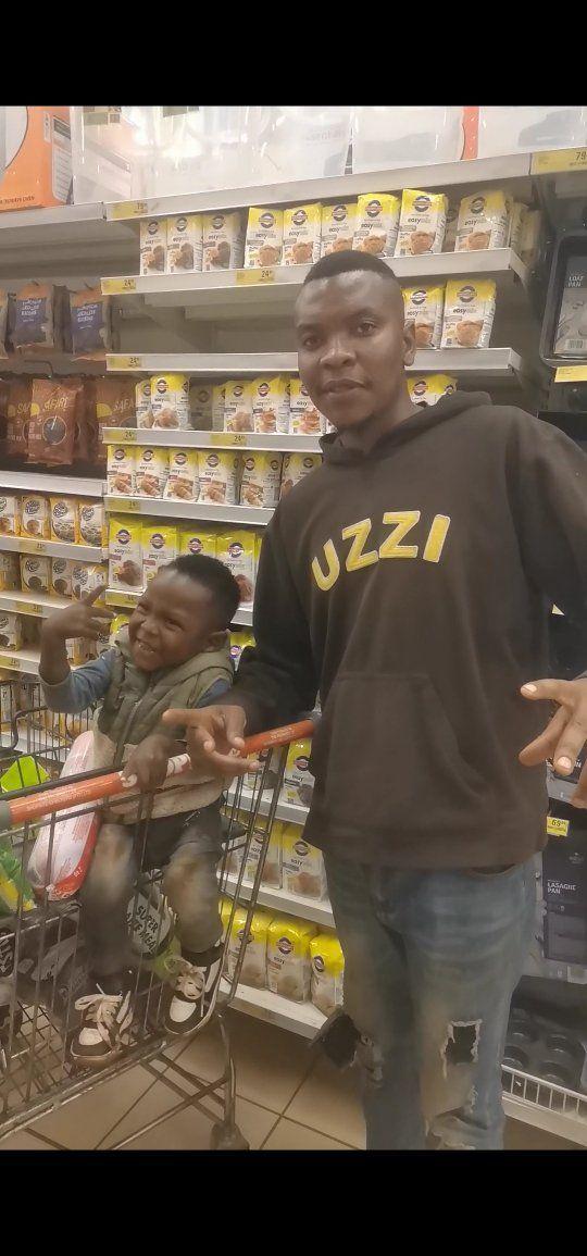 Moya kewa nama Gona kuwa ga Mojela. I'm the only son from my father and ...