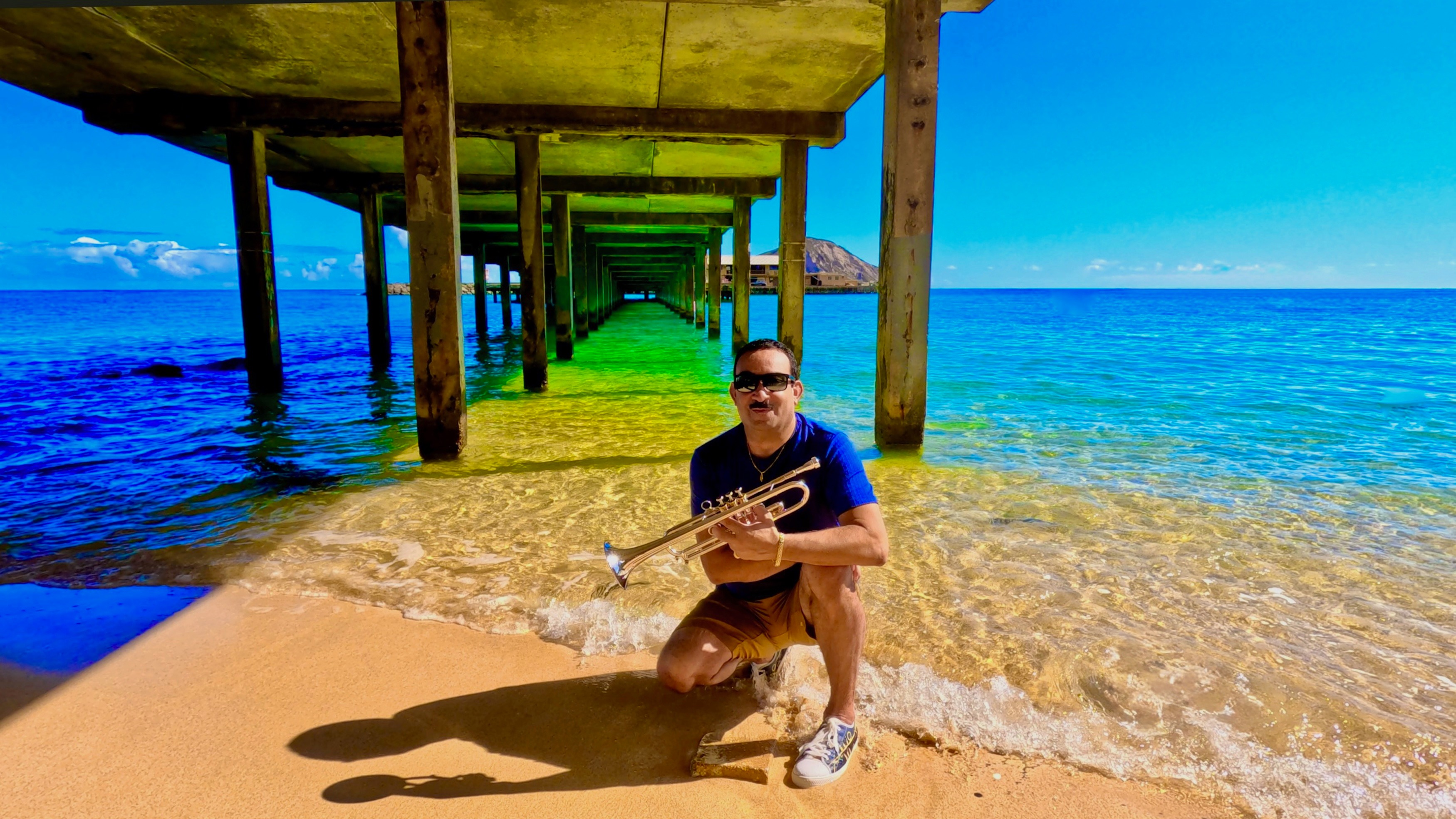🎺😎🤙🏼🎶🌴