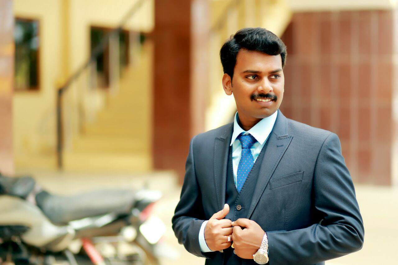 SR Graphics | Vadakkuvalliyur