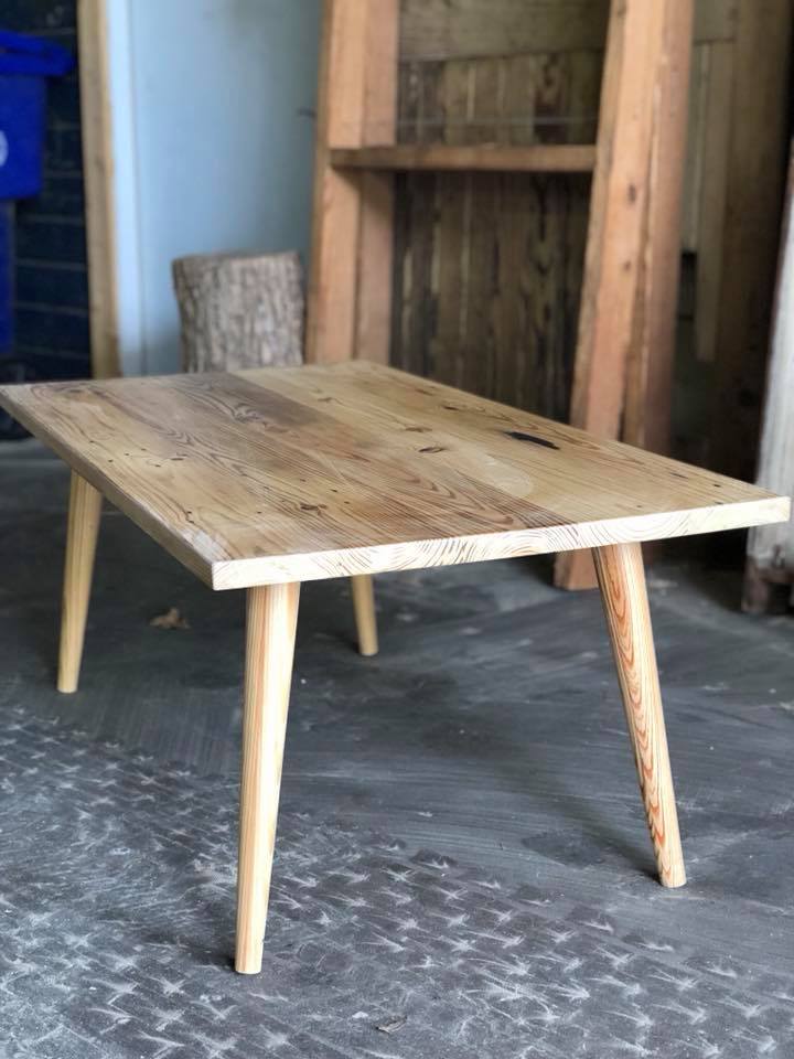 Case Study® Furniture Aiko X Base Table These lightweight
