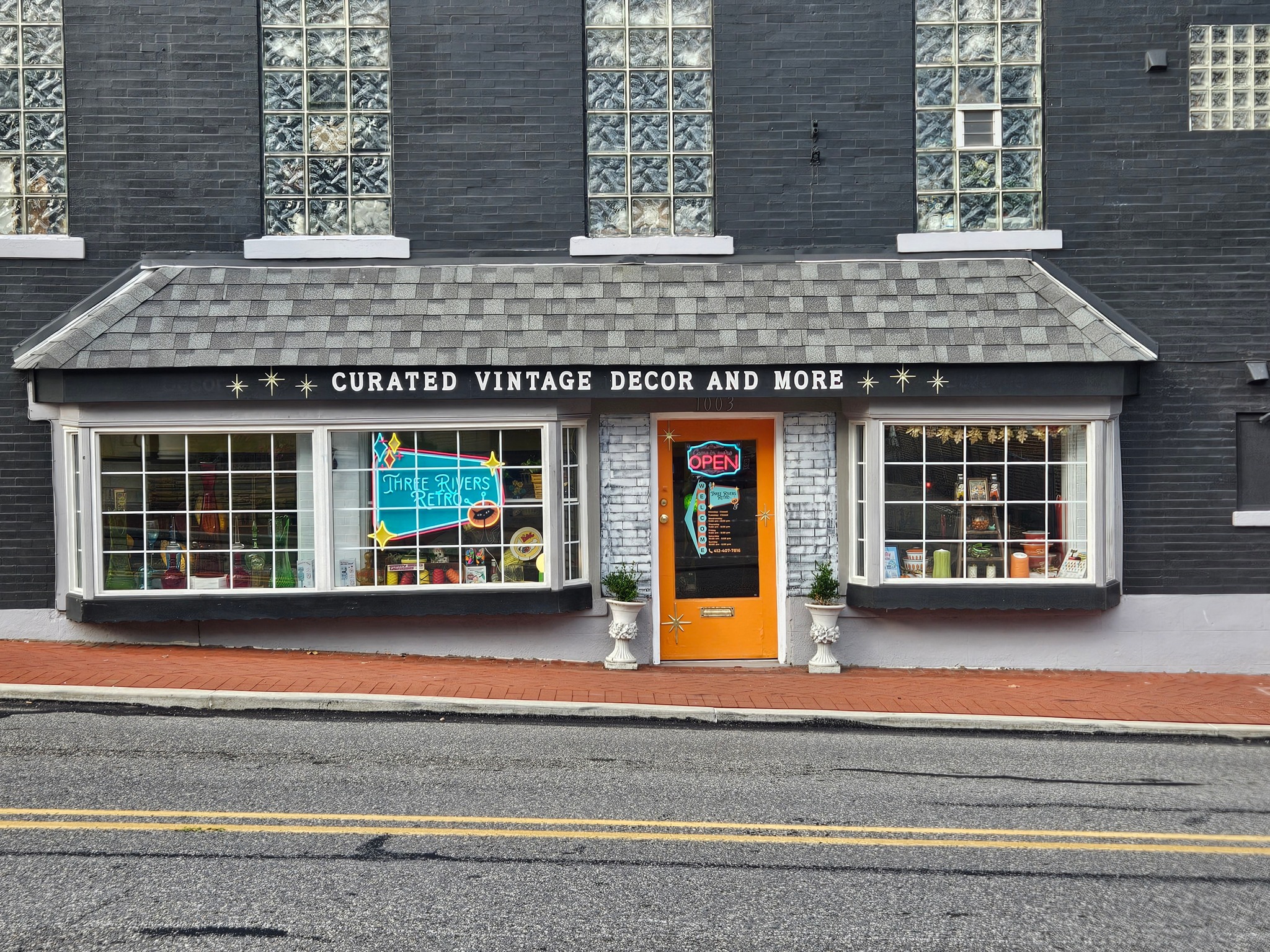 Three Rivers Retro Grand Opening and Ribbon Cutting Ceremony