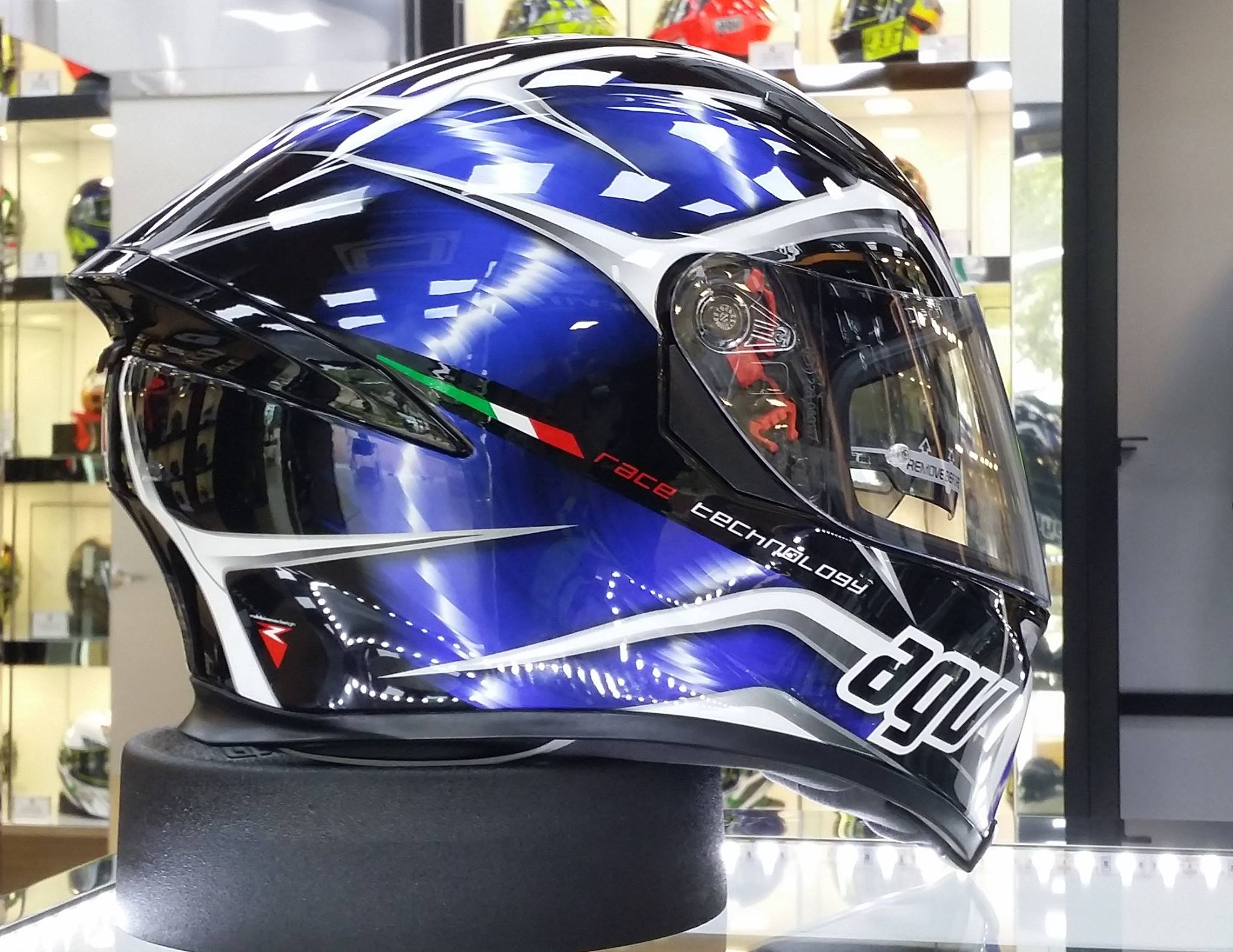 agv k5 hurricane blue K1 S Fastlap Helmet Black / GLOSS / GRAY / RED / L Its carbon and aramid fiber shell ensures the very best protective performance in its category and makes it the lightest full AGV K-5 S Hurricane 2.0