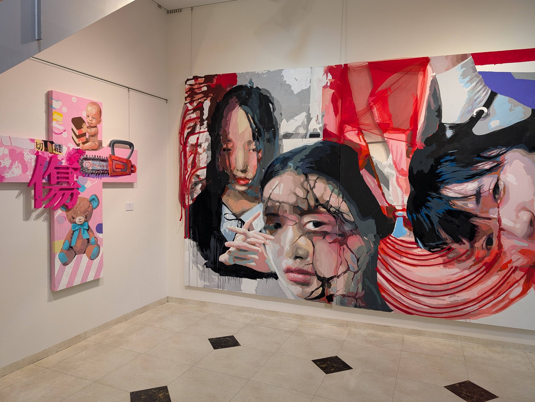 辻井久子展 』 この時期にピッタリな清涼感のある作品たちです。 200号