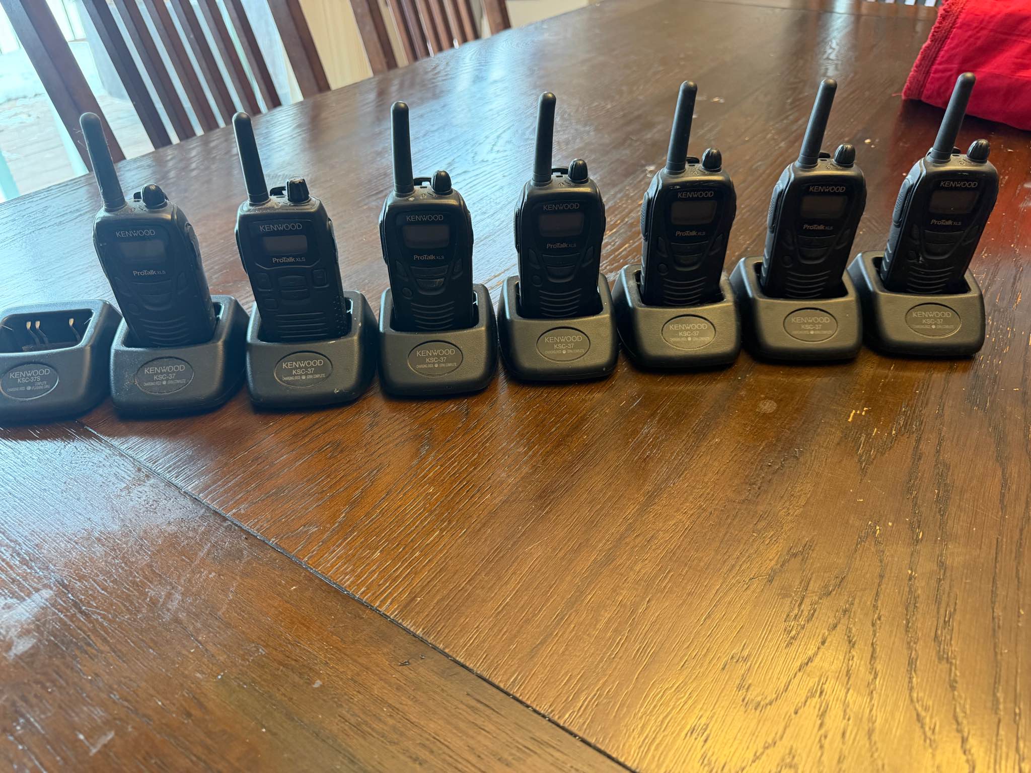 Kenwood protalk walkie talkies 7 units plus extra base! - Measuring ...