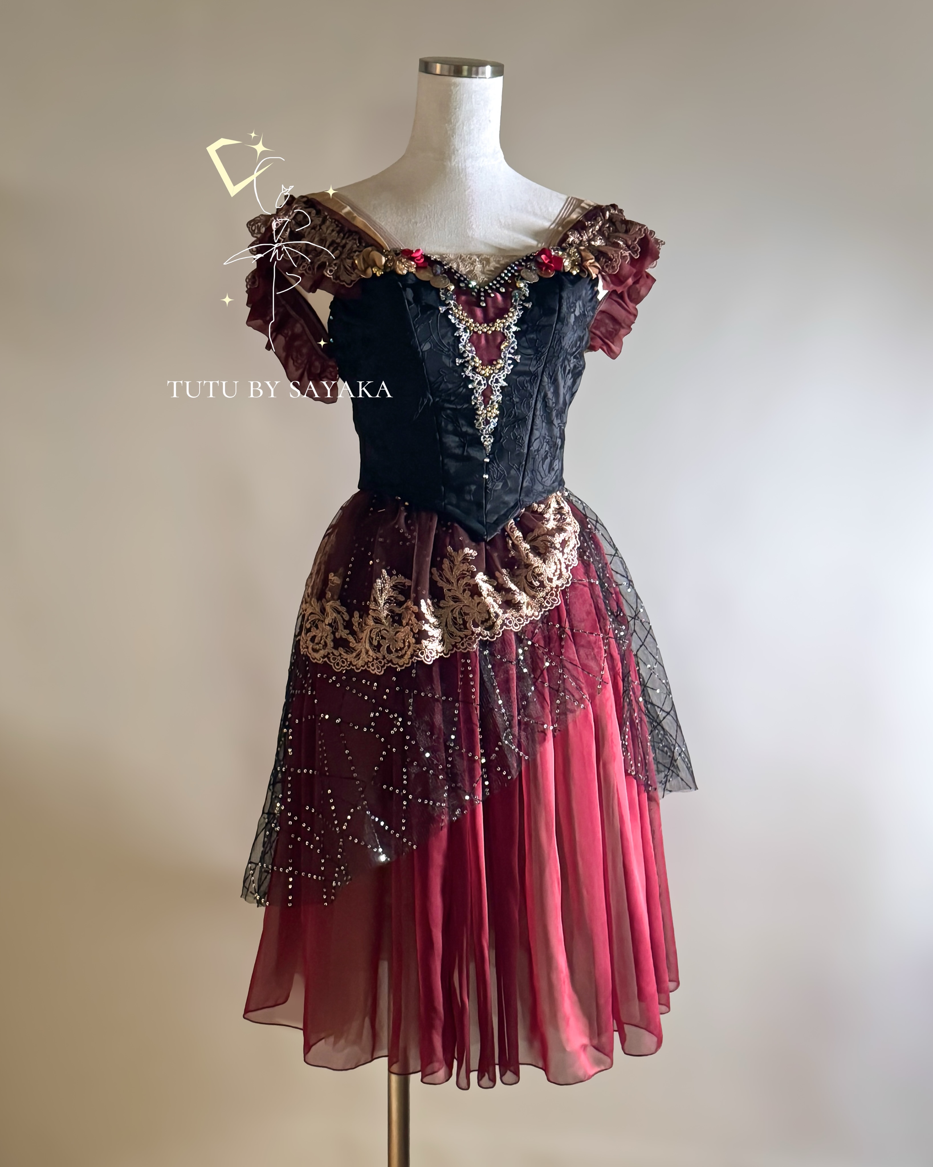 Tutu - Peasant Pas de Duex from Giselle こちらはジゼルよりペザント