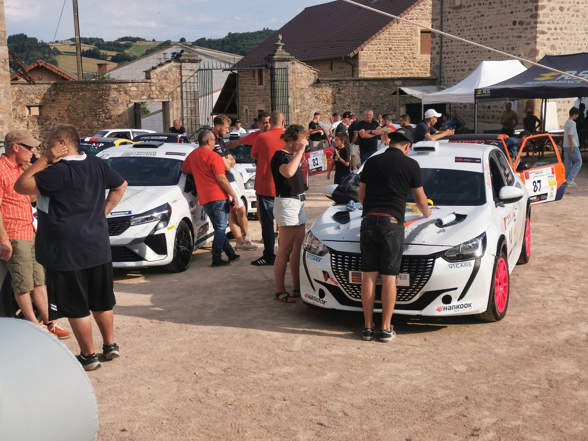 Week-end très spéciales - Rallye des Vignes de Régnié - 𝗟𝗘𝗦 𝗧𝗘𝗠𝗣𝗦 𝗗𝗔𝗡𝗦 ...