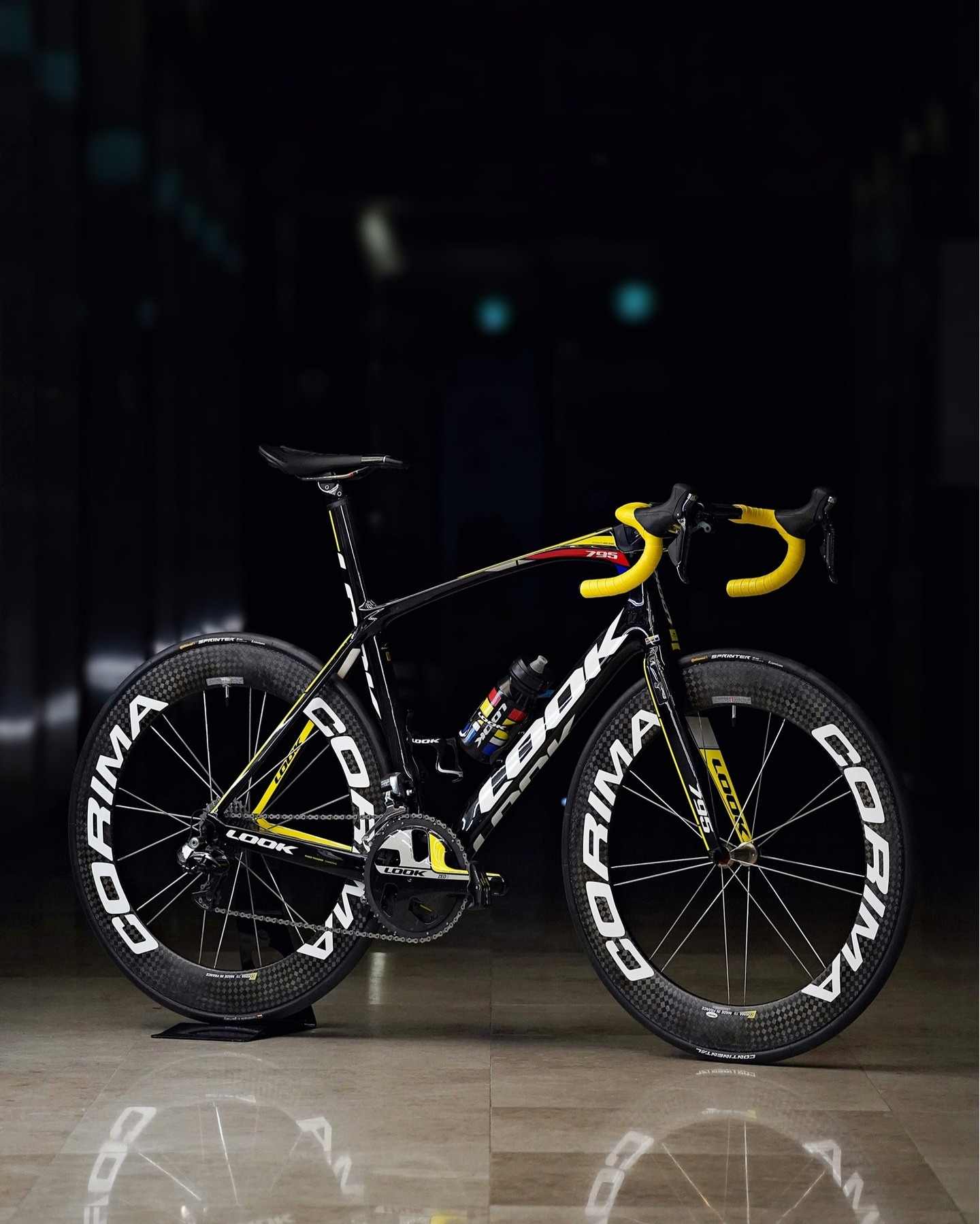 Dosnoventa Neo Tokyo 💊 Full carbon frame set now available in all