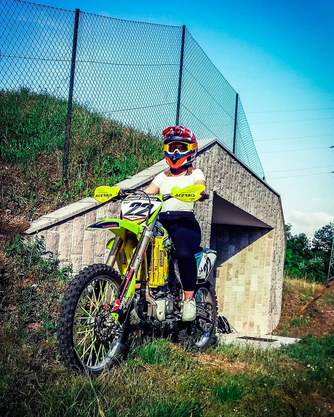 dirtbike_boy_official - What a beautiful combination! 😍🔥🤙 . . . #suzuki ...