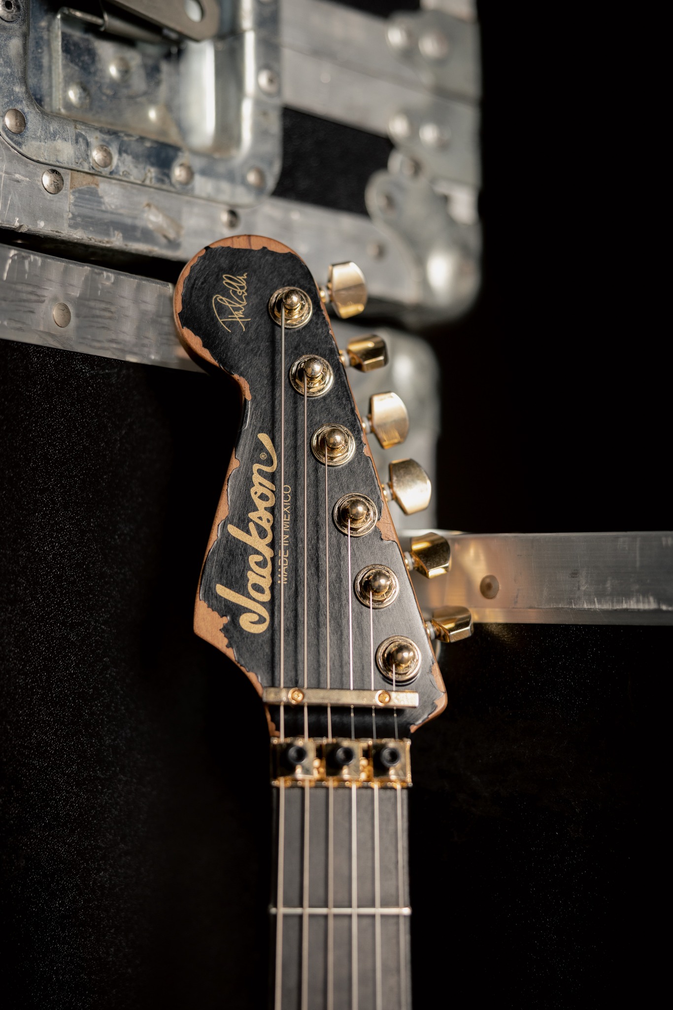 Jackson - #Jackson Custom Shop Pro King V with reverse head stock