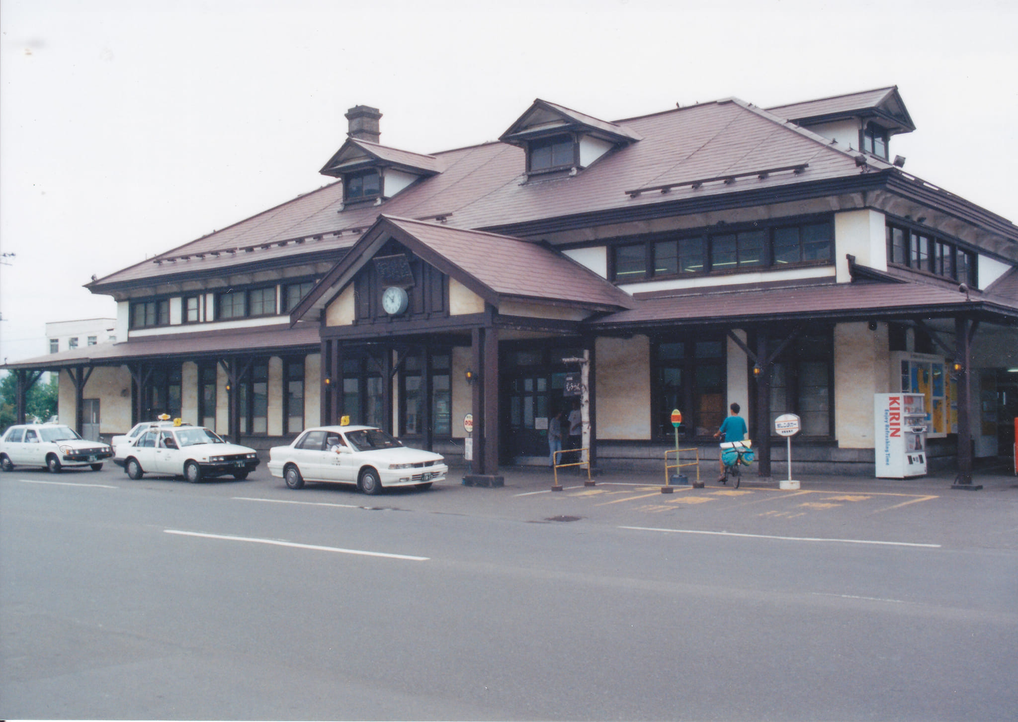 旧室蘭駅。平成6年9月撮影。