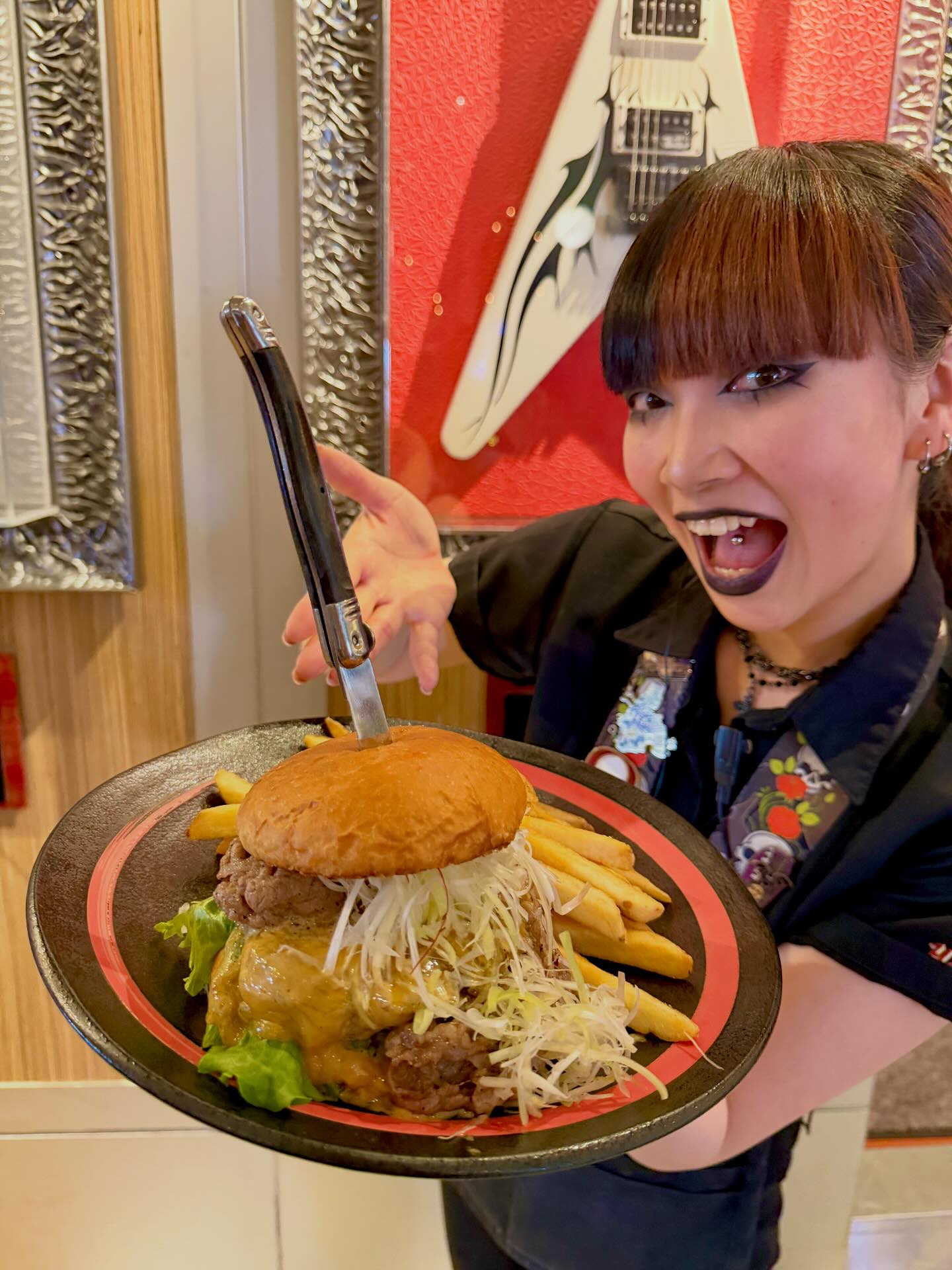 ハードロックカフェ - Meet the Samurai Soul Burger. 君はもう体験