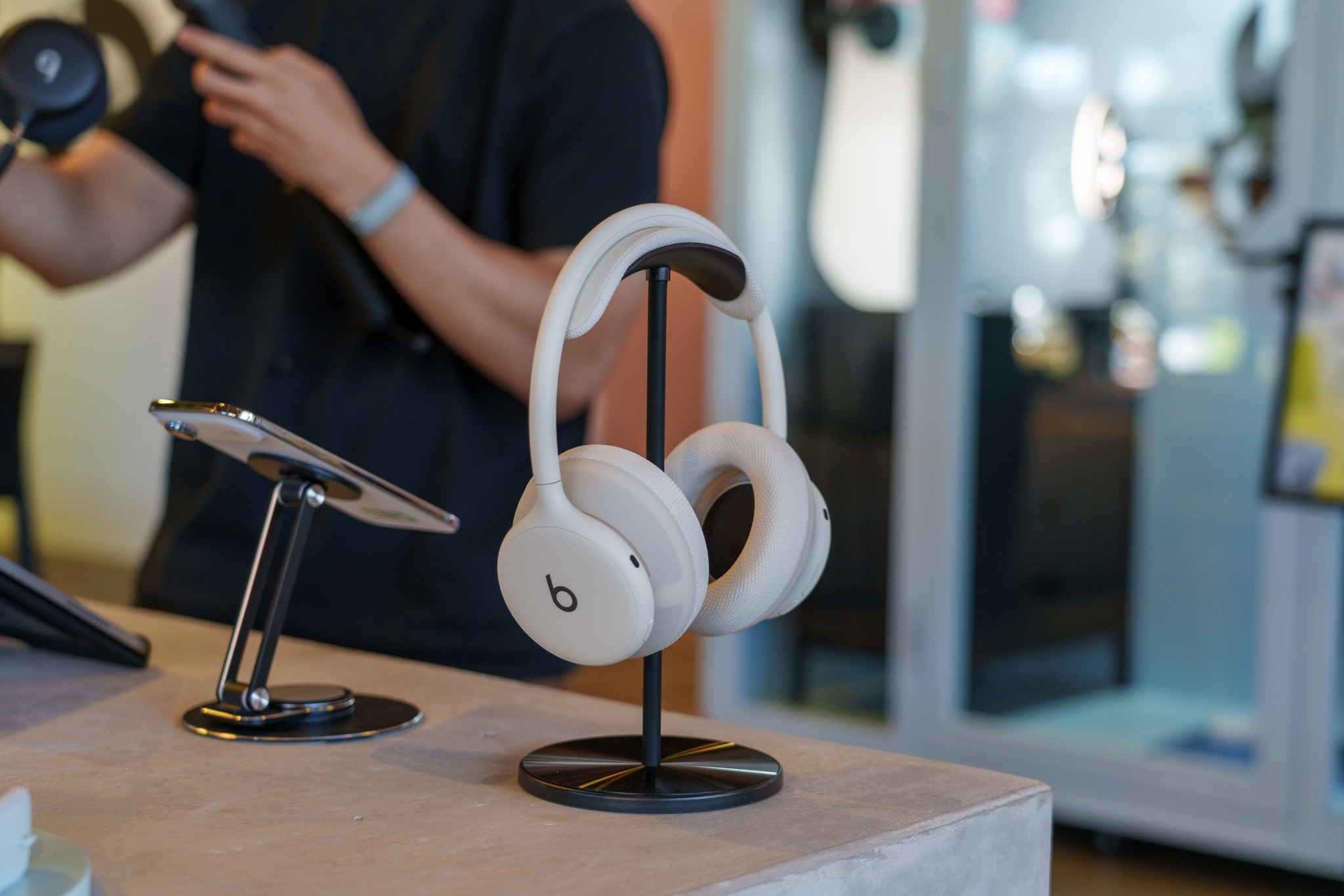 Meet the new Beats 360 🎧 9to5Mac's Michael Burkhardt has been