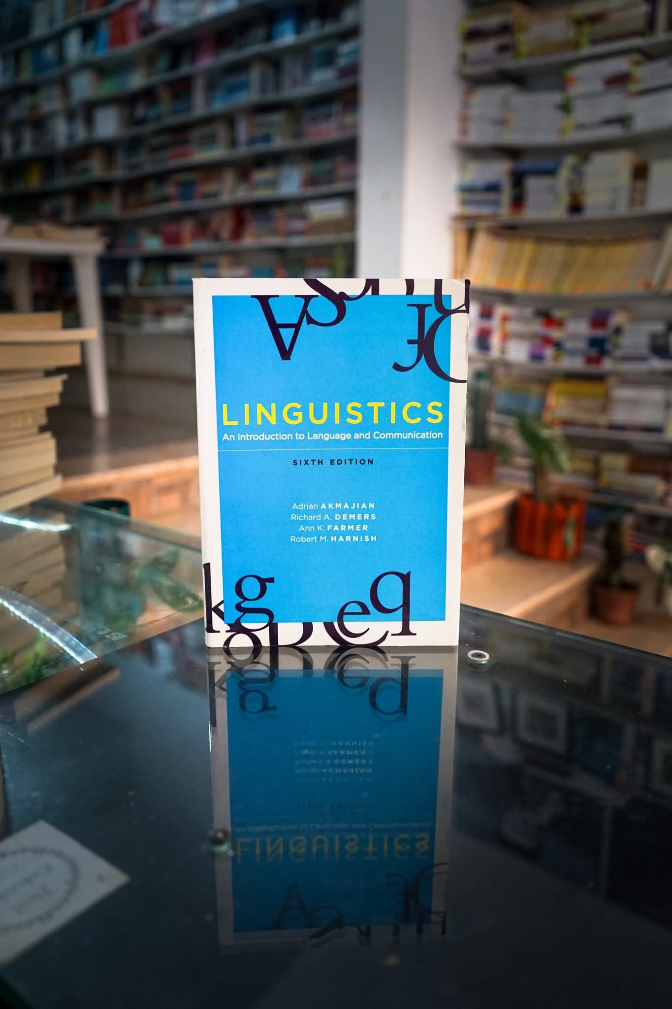 Introduction to psycholinguistics book by Julie Sedivy