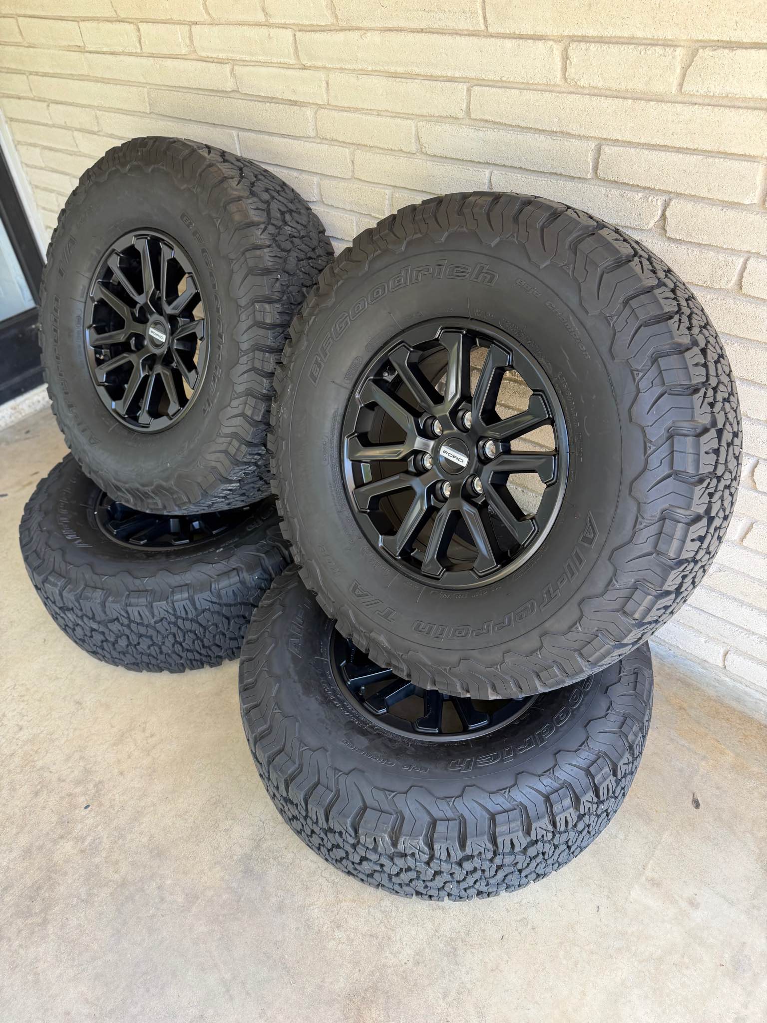 6 Lug Ford 17in rims and BF Goodrich tires - Car Wheels, Tires & Parts ...