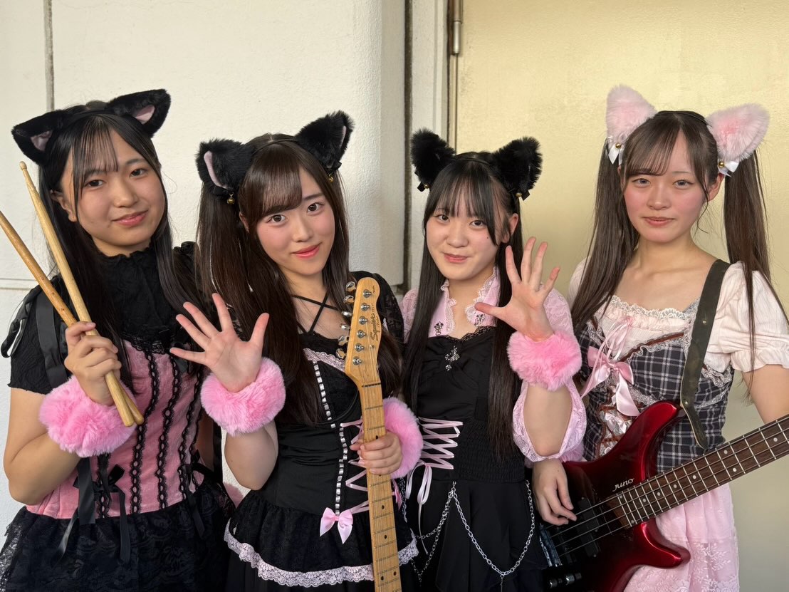 常盤木学園高等学校 - 常盤木キティちゃん誕生♪ 本日より事務室窓口で