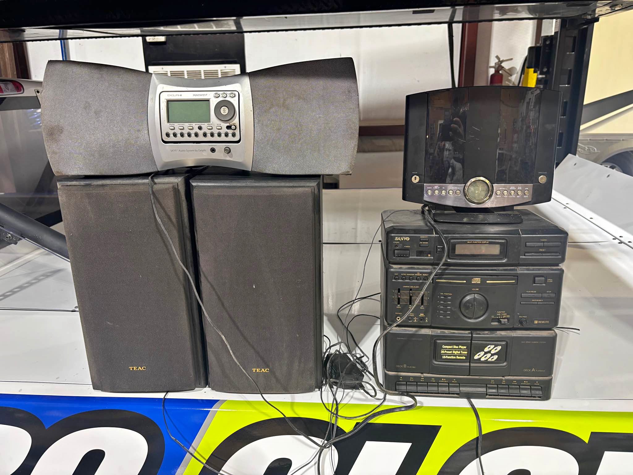 Sterio Sound System CD & XM Radio & Sub Woofer. - Home Theater Systems ...