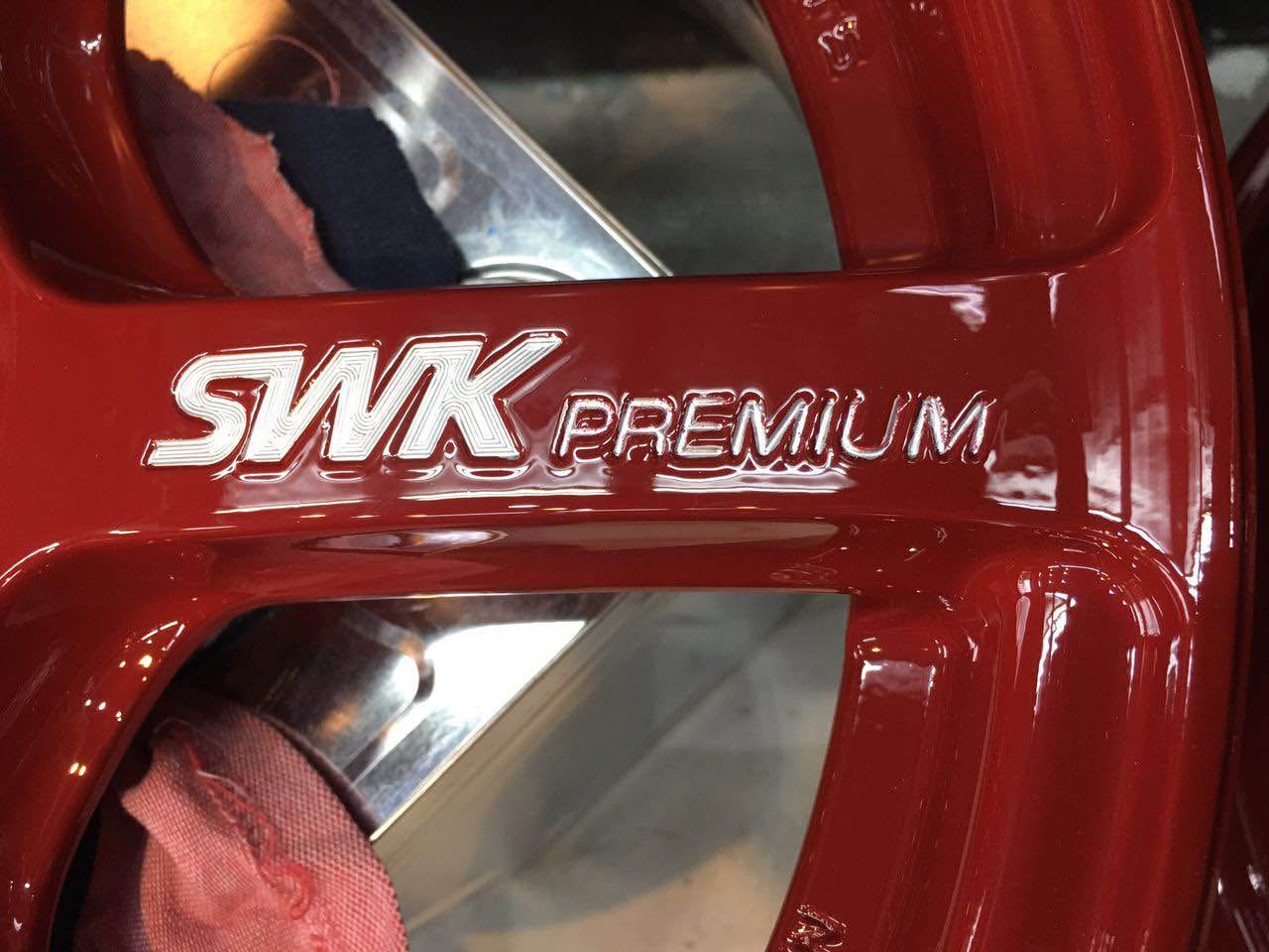 SWIFT SPORT ZC33s RAYS 57C6 x SWK PREMIUM - Car Wheels, Tires 
