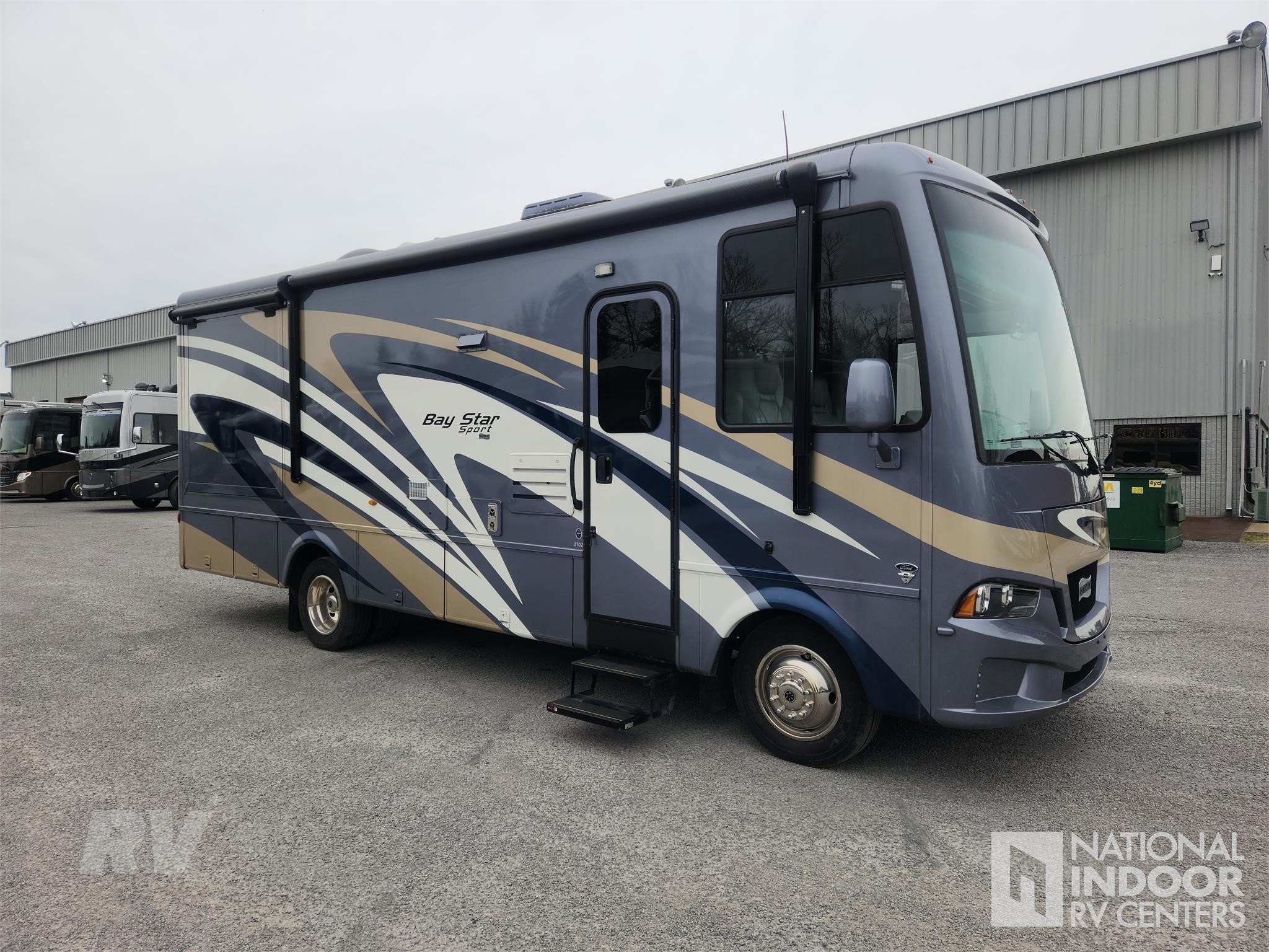 RVUniverse - #MotorHomeMonday - 2021 NEWMAR BAY STAR SPORT... | Facebook