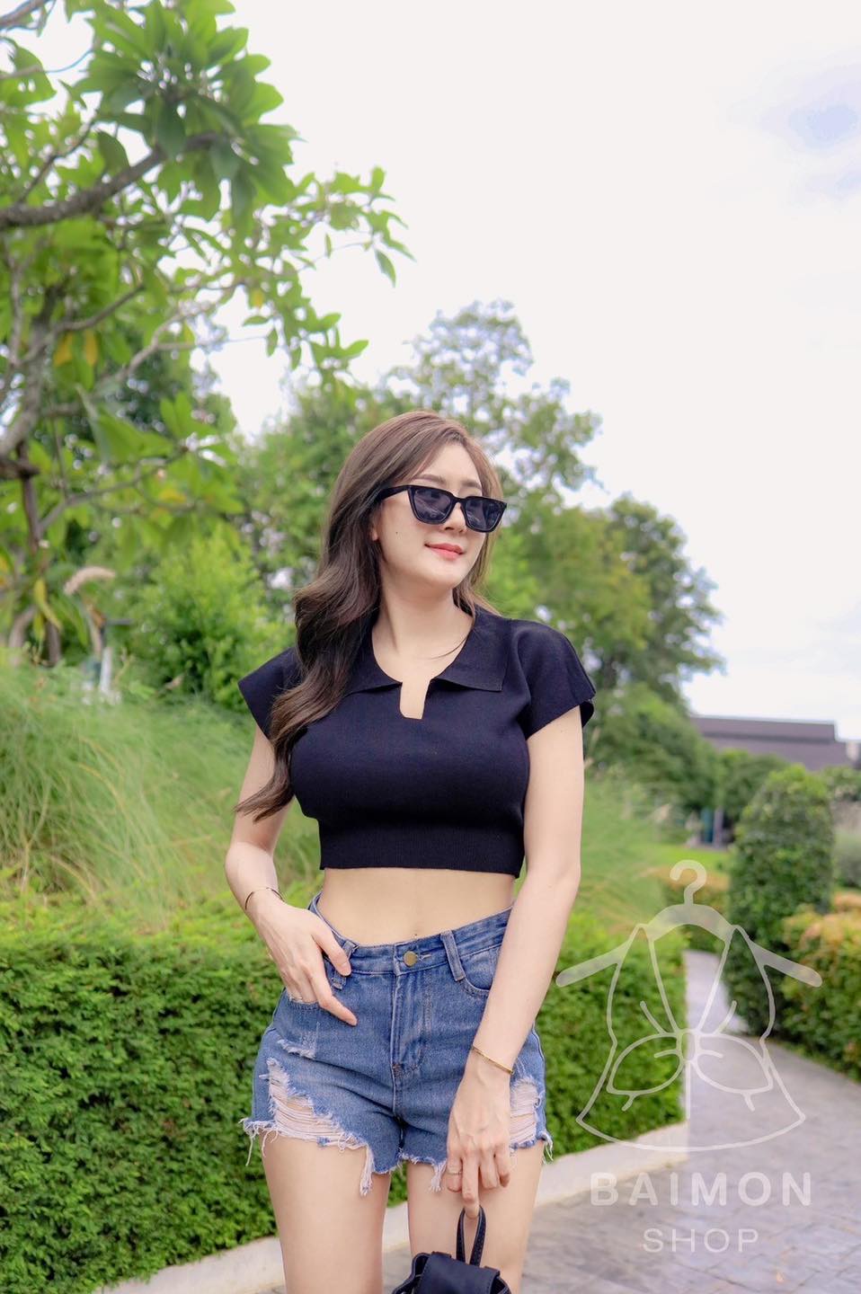 150฿ ️ ครอปทรงคอปก... - เสื้อผ้าแฟชั่นราคาถูก by mayshop