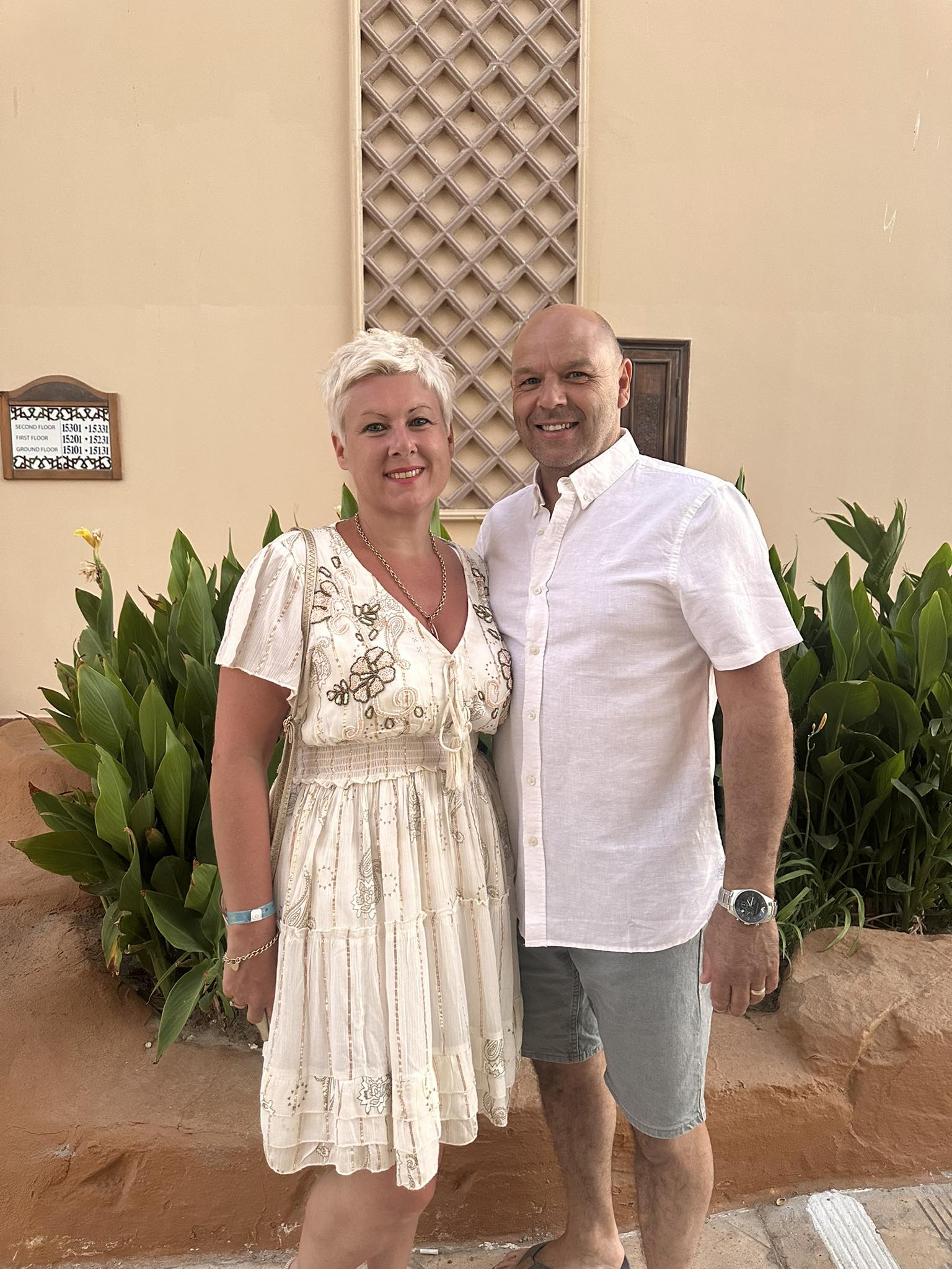 シェード It's a hot week here in Hurghada, Egypt ⛱️☀️