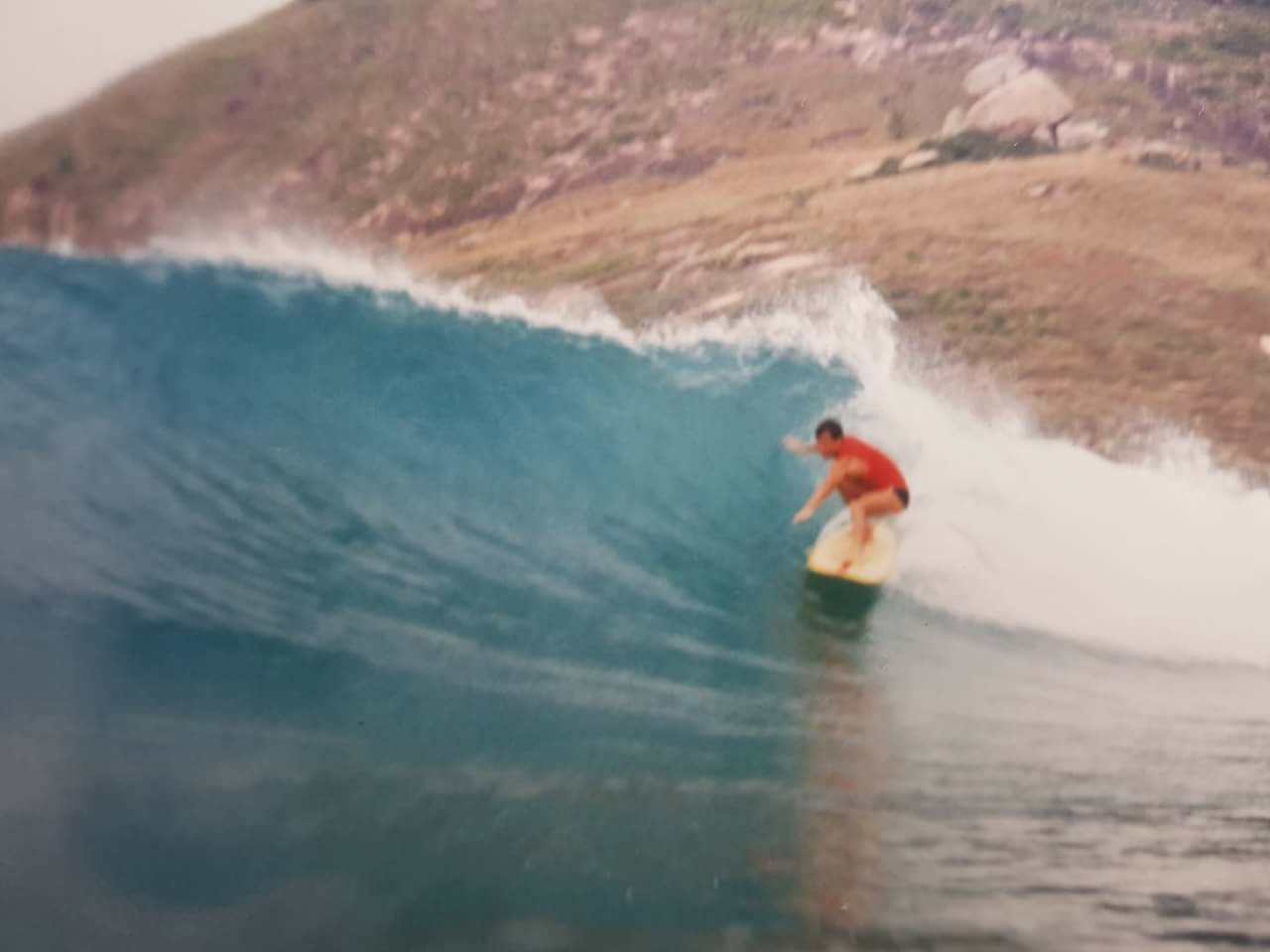O ano era 1990, e eu me... - Surf no Canto do Recreio | Facebook