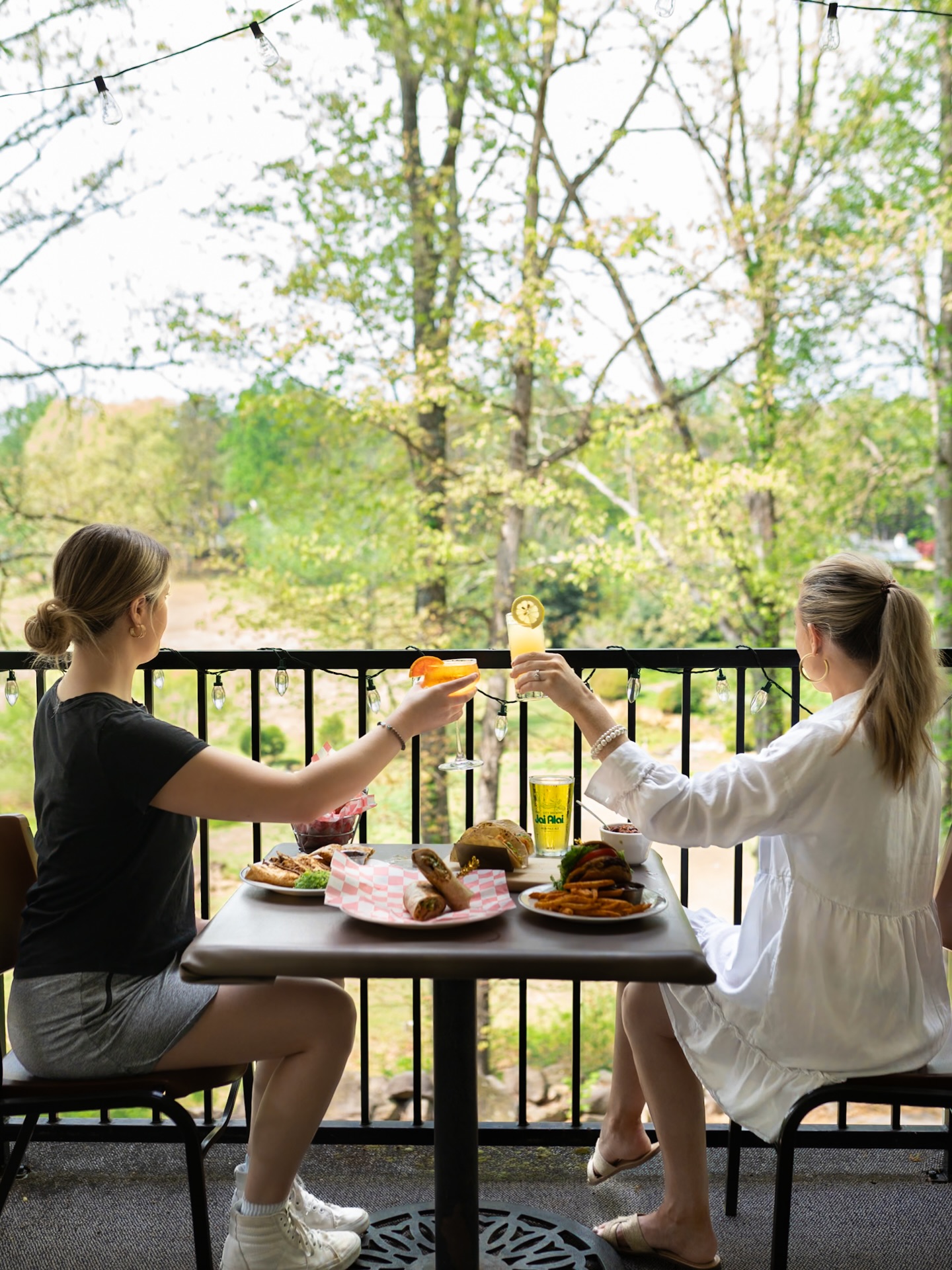 Clubhouse Grille at Pebble Creek | Taylors SC
