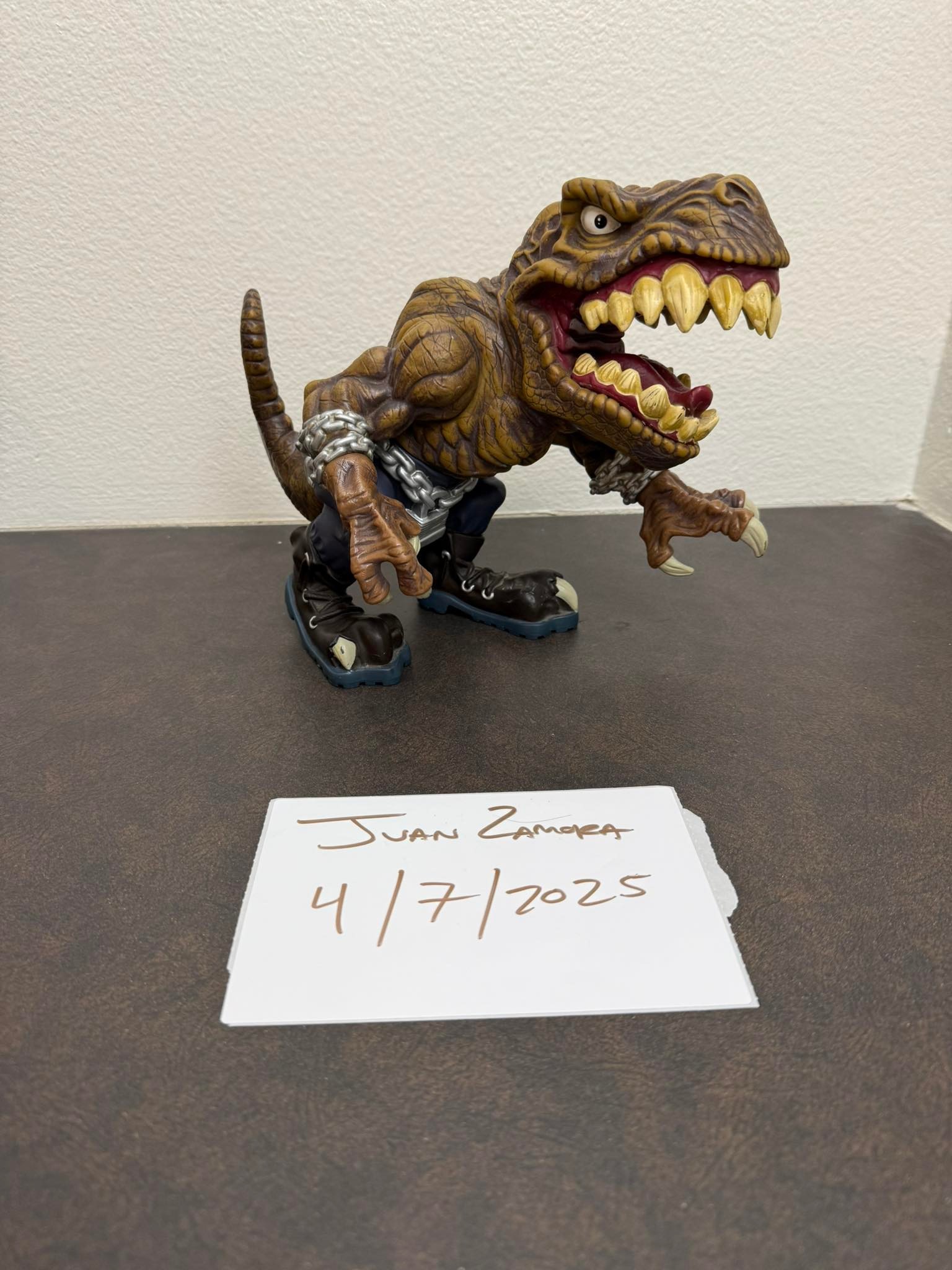 1996 Mattel Extreme Dinosaurs T-Bone.