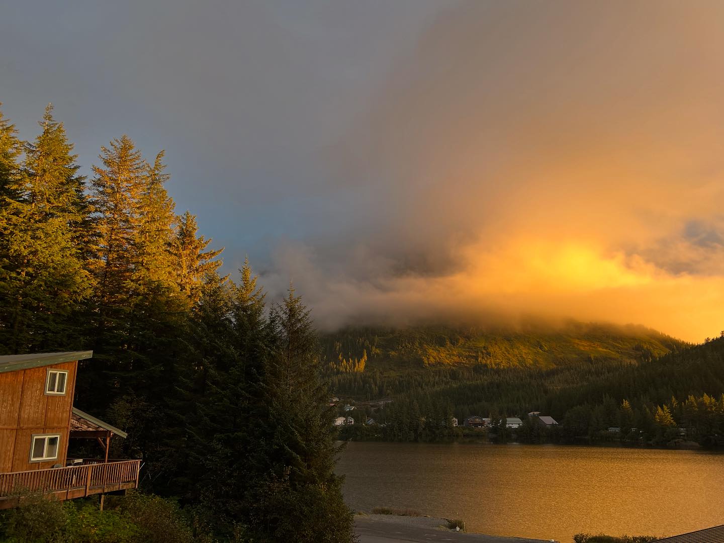 Weathered Inn | Cordova AK