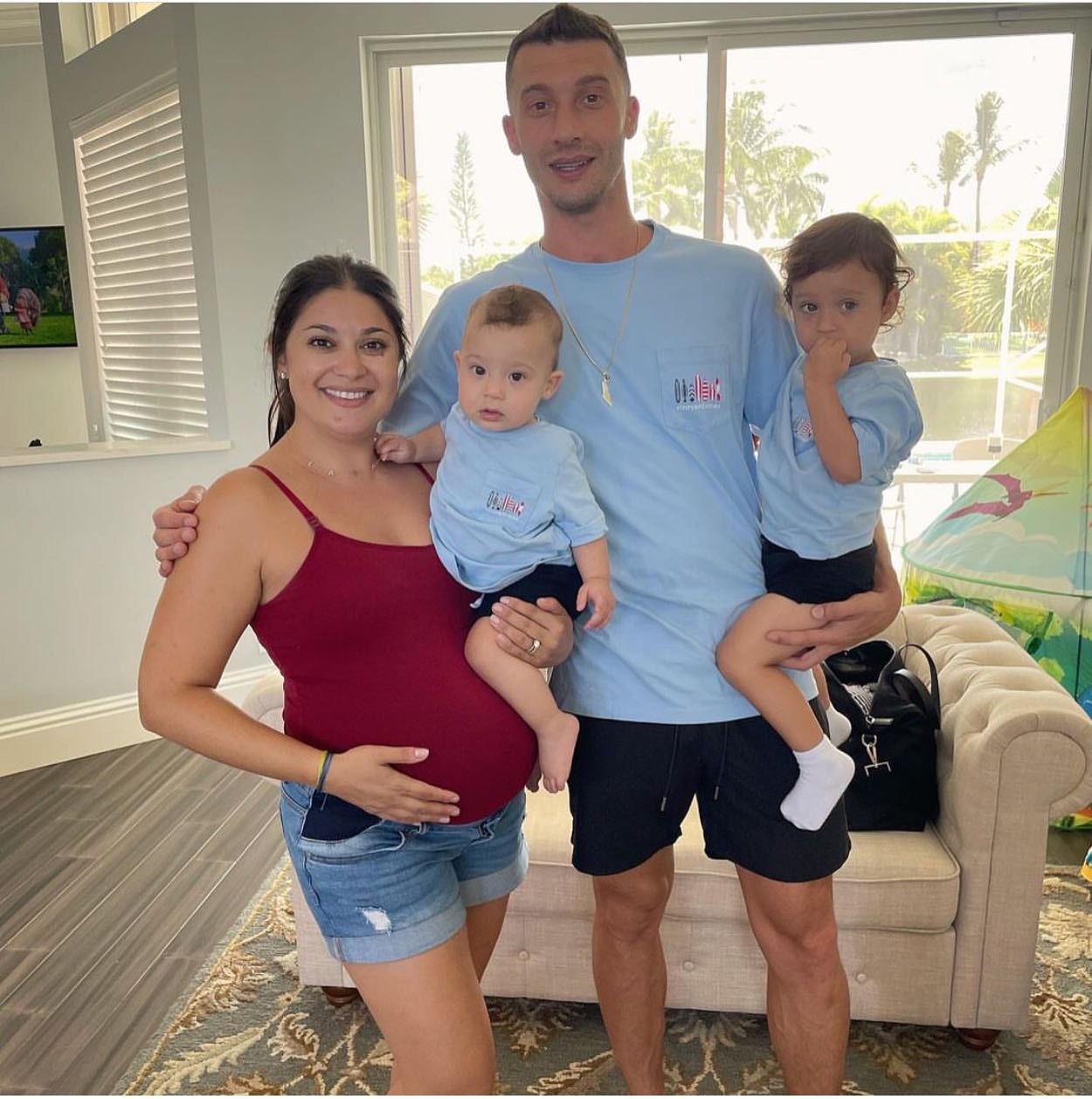 90daysfiancetea - Beautiful family 😍🥰🥰😍 @lorenbrovarnik