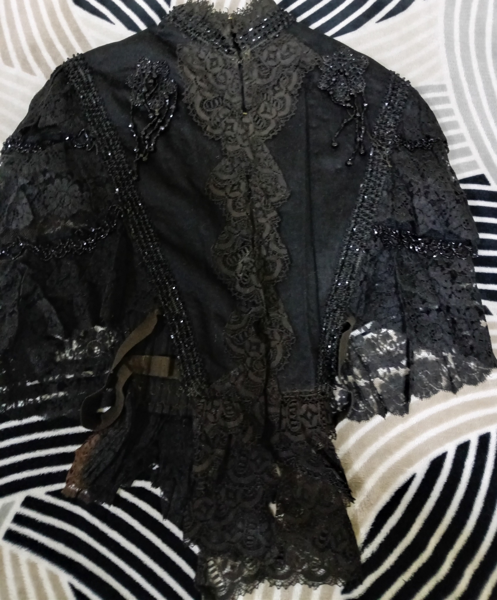 Vintage Clothing Identification Guide
