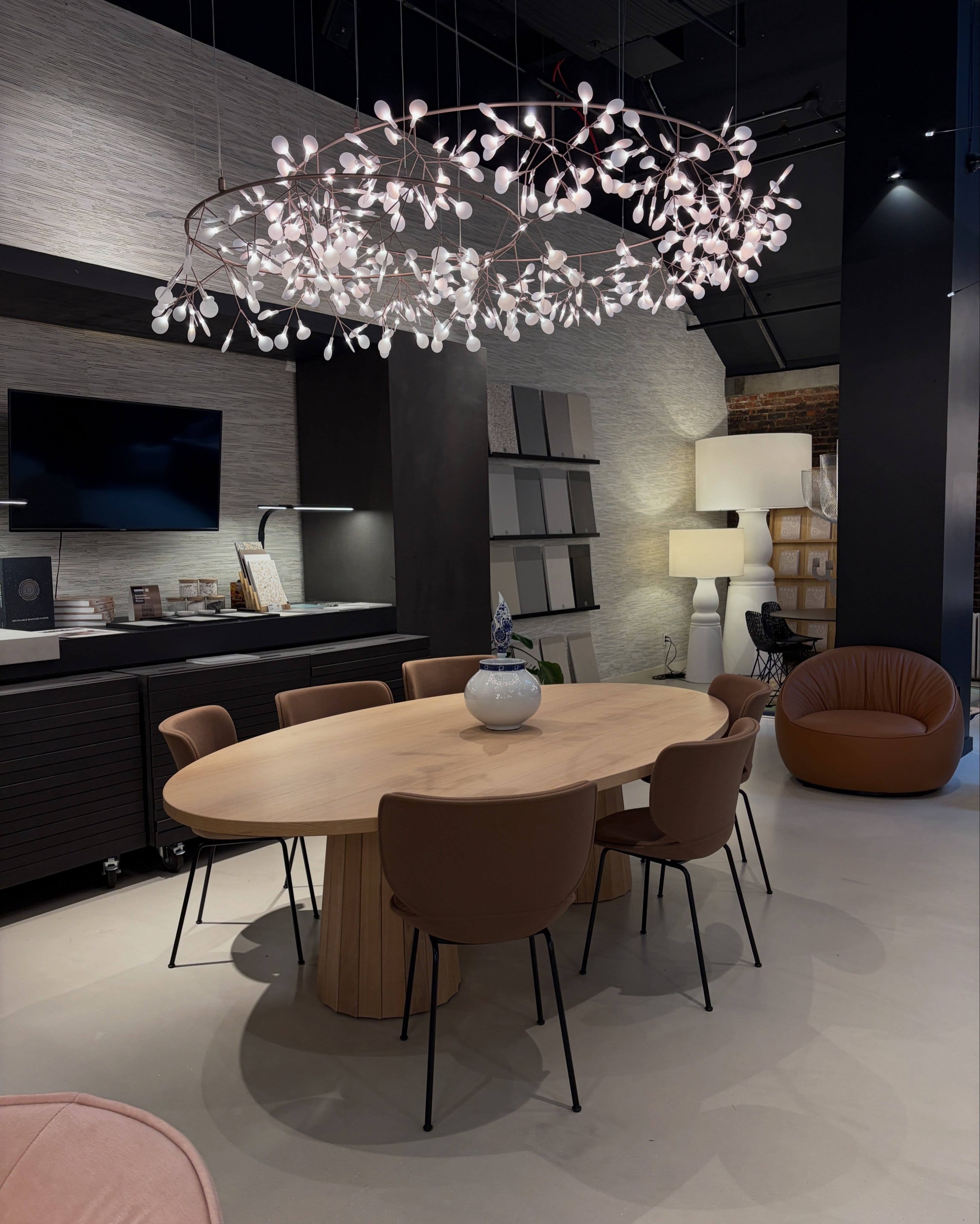 Moooi - ヘラクレウム2.2S heracleum 植物モチーフの可憐な照明です