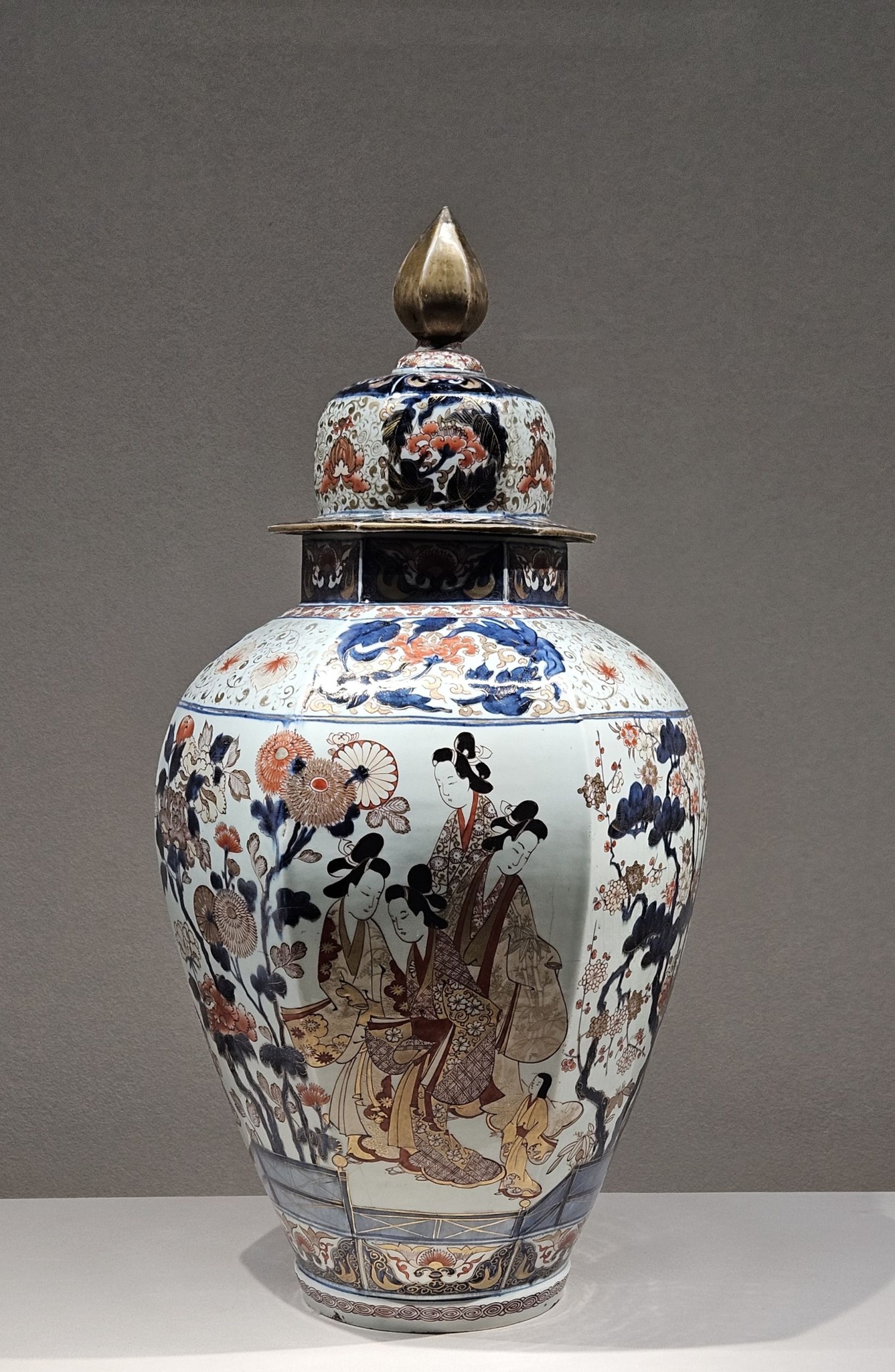 對古代藝術家而言，自然界是重要的靈感來源。傳統花鳥畫內容通常涵蓋