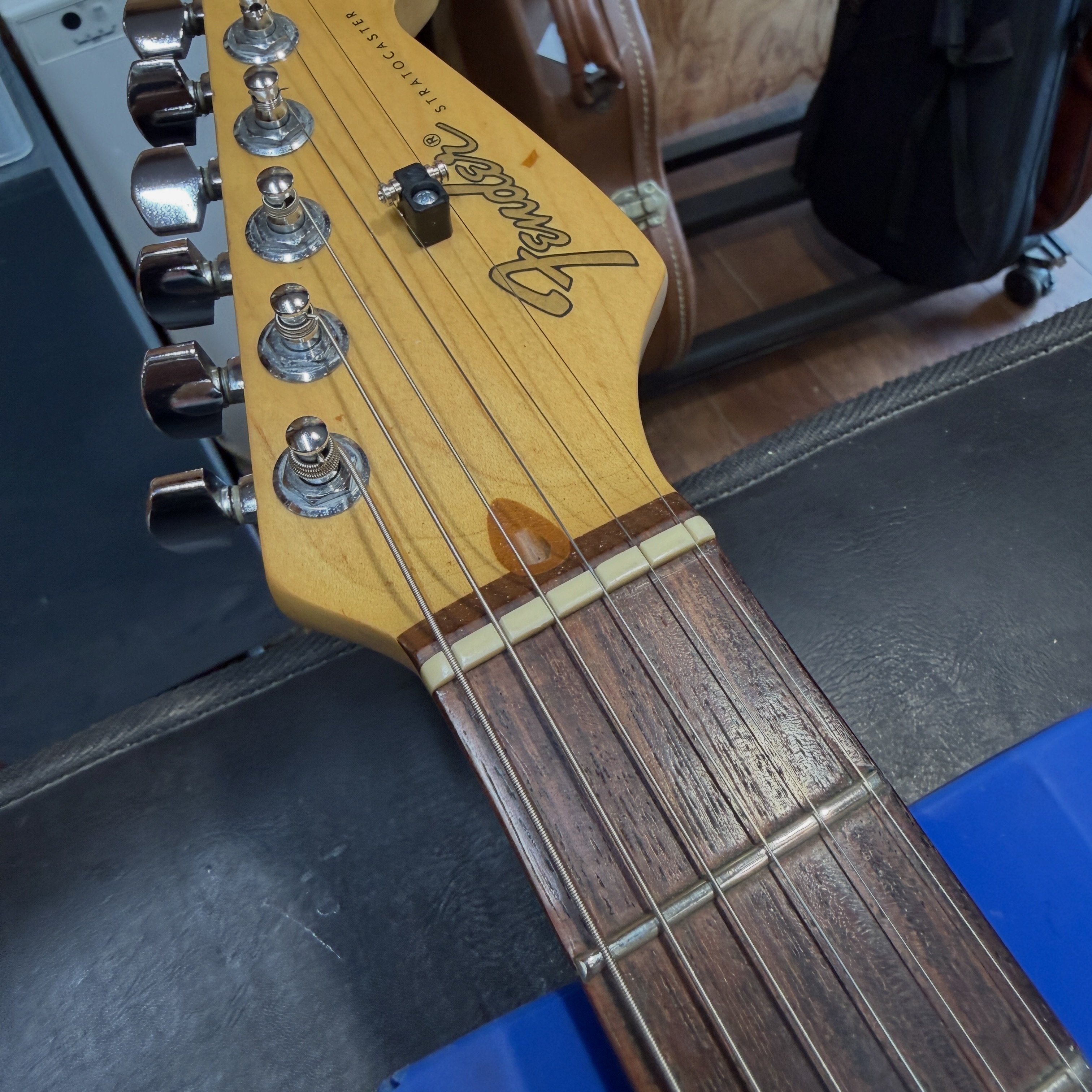 MUSICMAN AXIS フレット交換の依頼です。 ステンレスのジャンボ