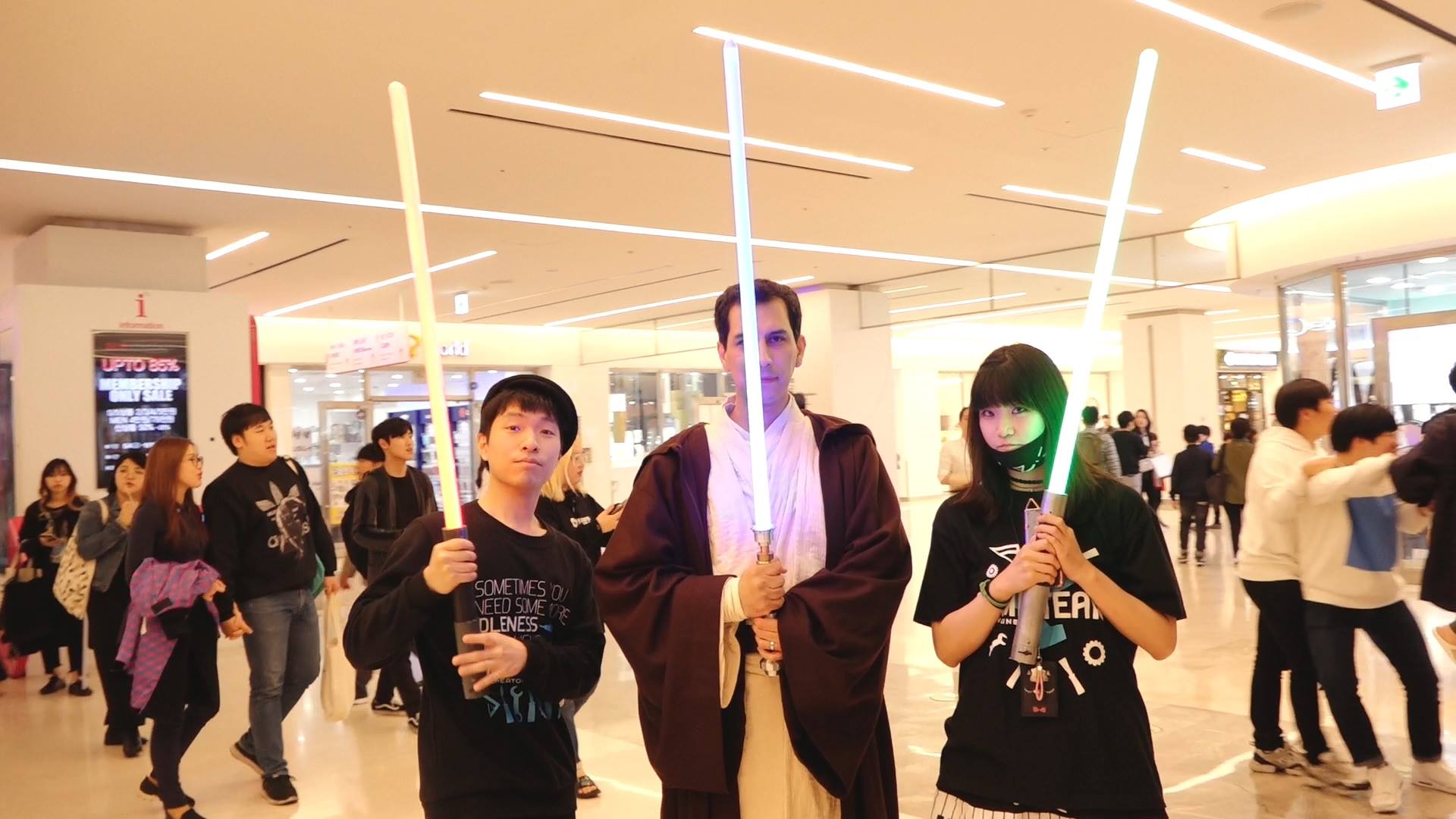 심프팀 SIMP Team - 스타워즈 데이 짤 방출! DIY Lightsaber with 콩돌이...