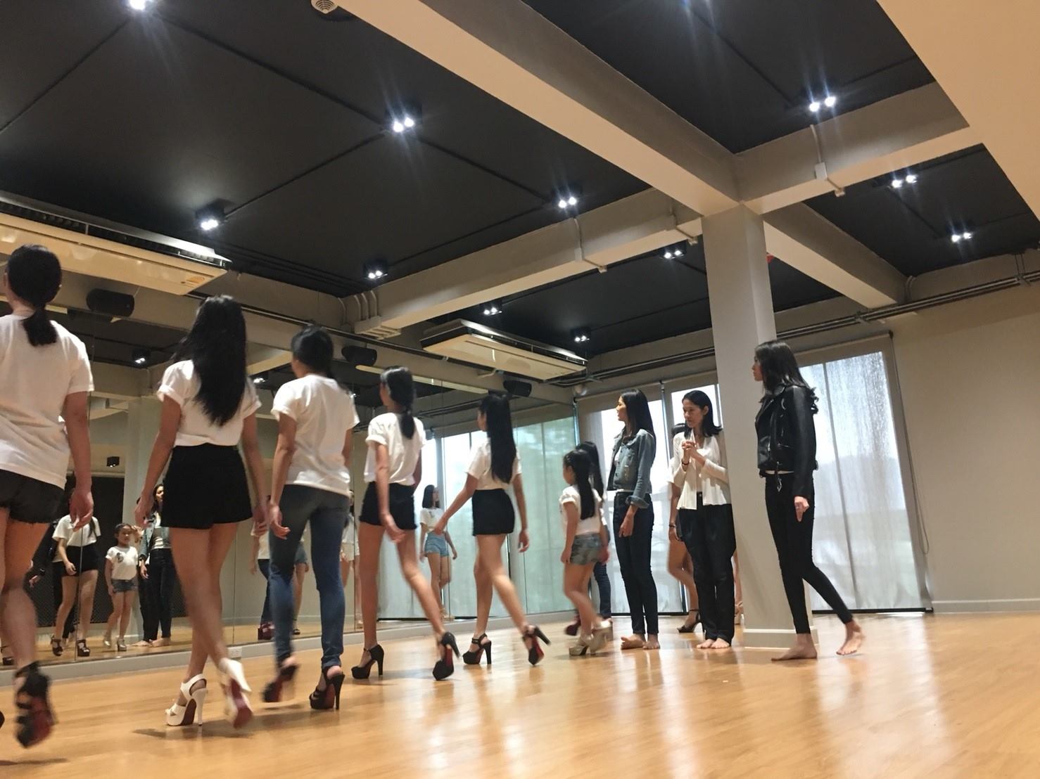 Step 1 Model Step 1 Model added a new photo — at Naiipa...